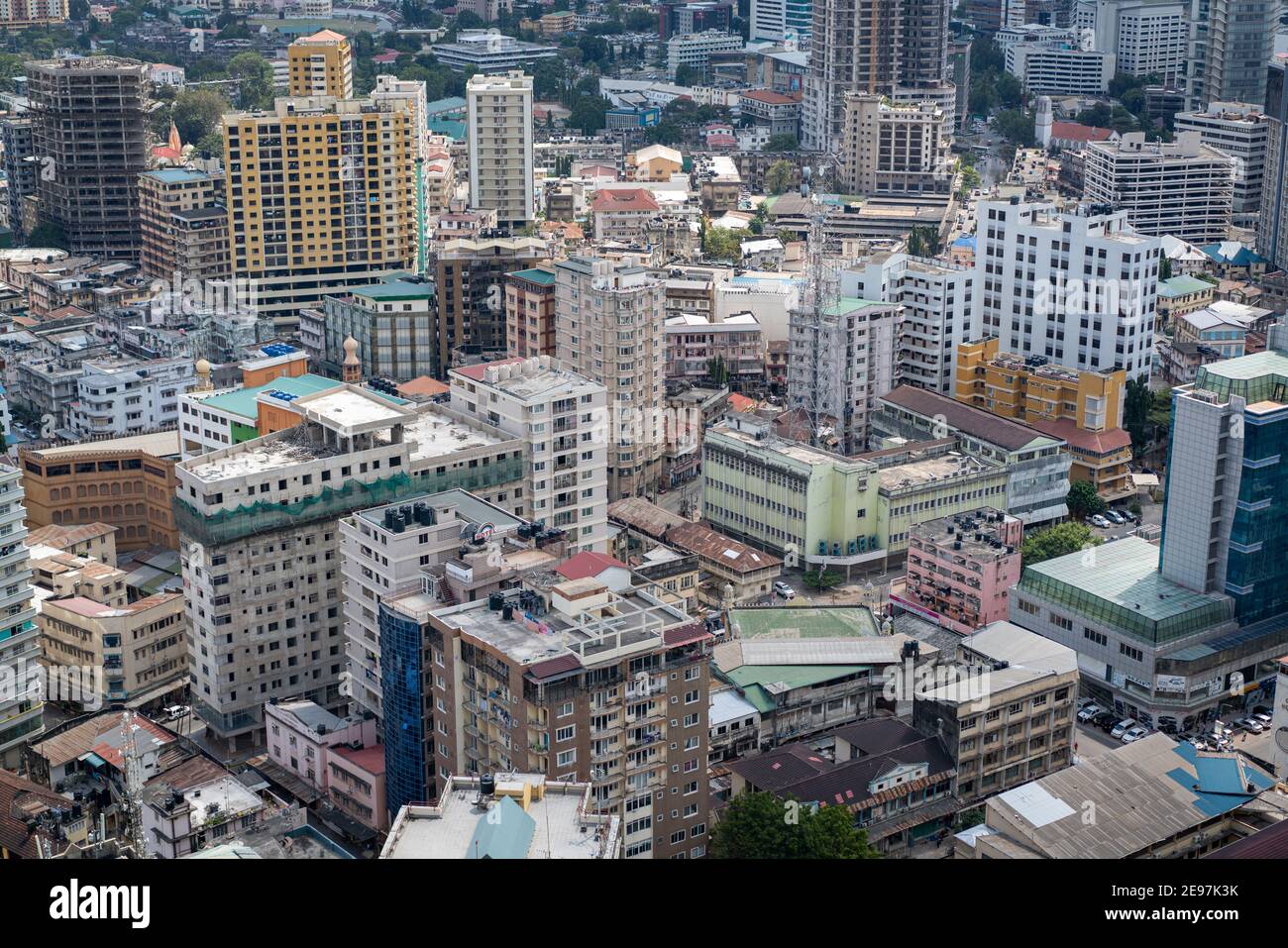 Vue aérienne de Dar es Salaam capitale de la Tanzanie en Afrique Banque D'Images