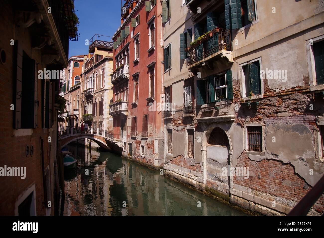 Venise, Italie - septembre 2020 : canaux confortables de Venise, ville sur l'eau Banque D'Images