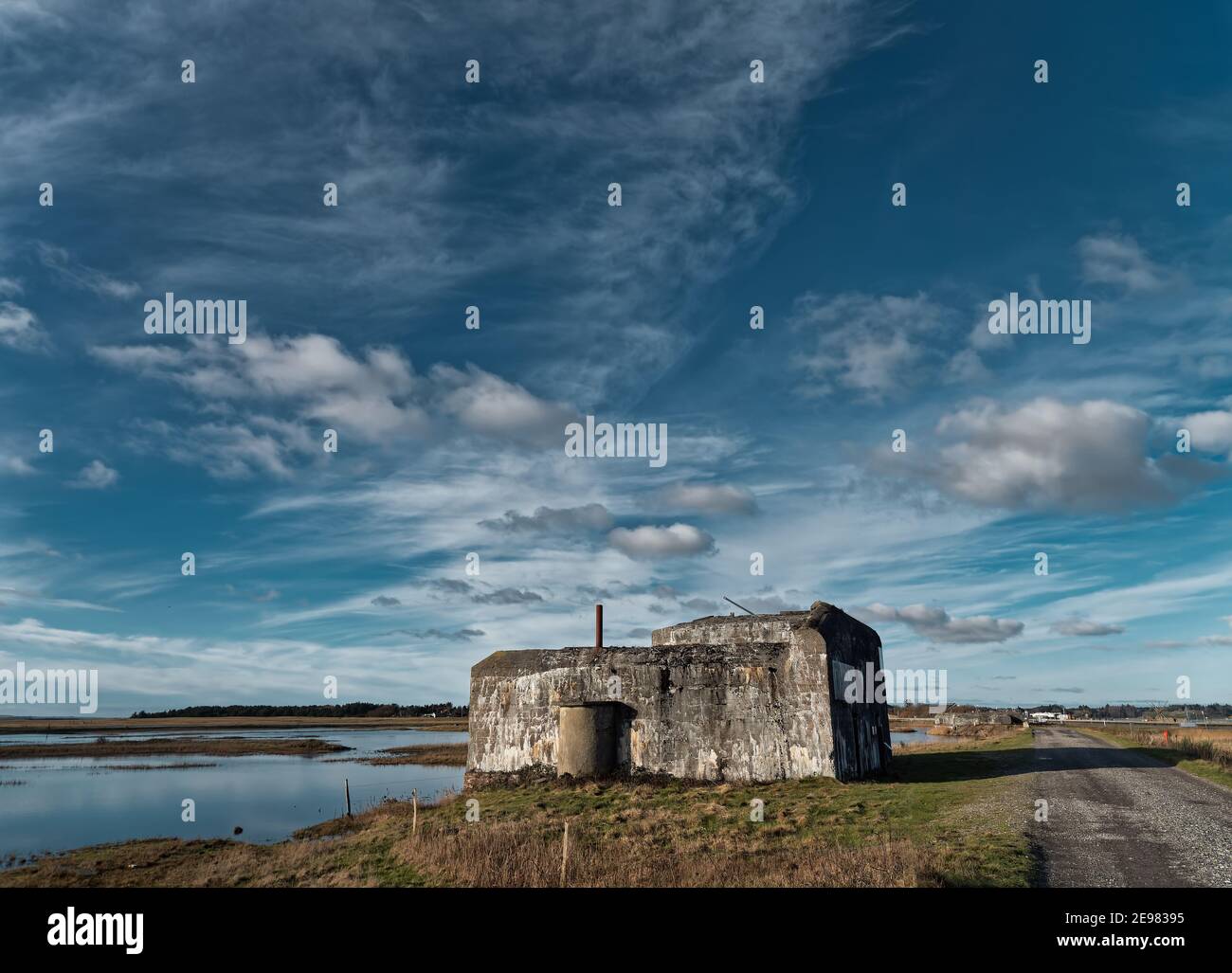 Bunkers de WW2 maintenant utilisé pour les expositions à Oddesund at Un fjord dans le Danemark rural Banque D'Images