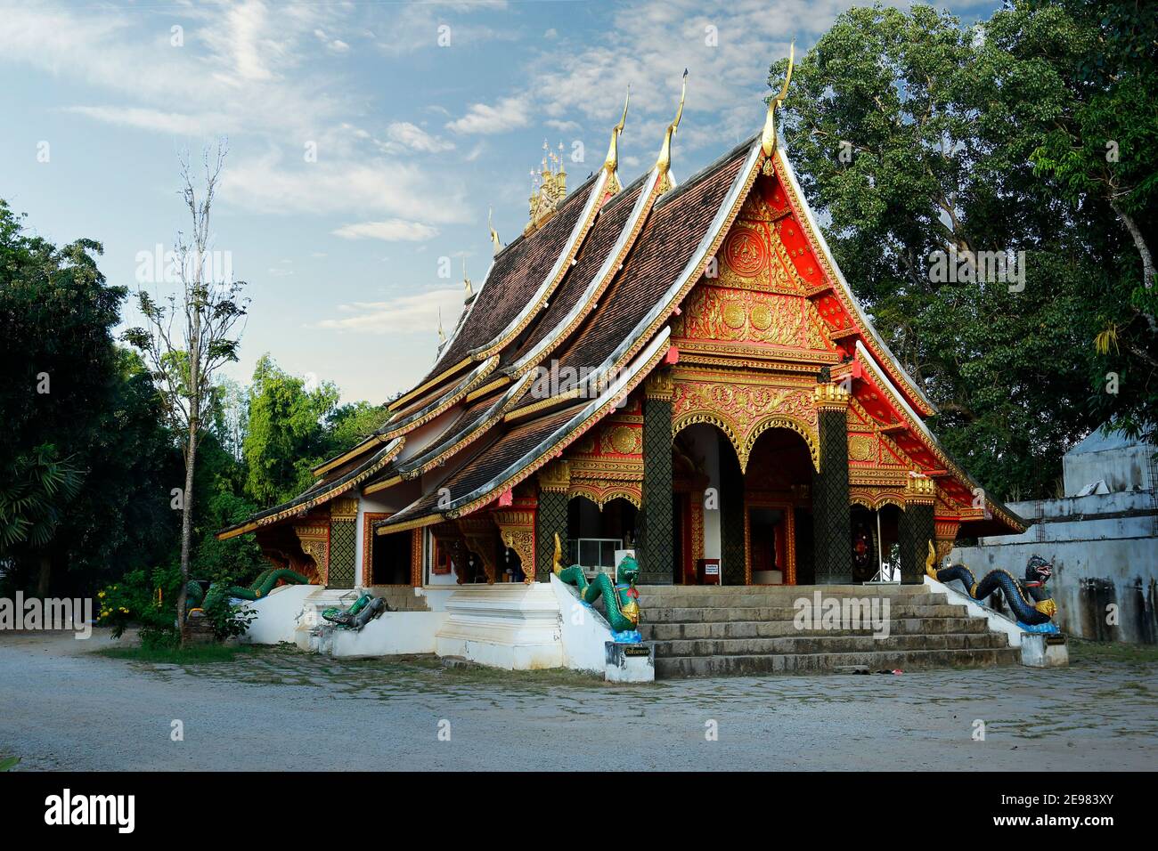 vue sur le temple bouddhiste en thaïlande Banque D'Images