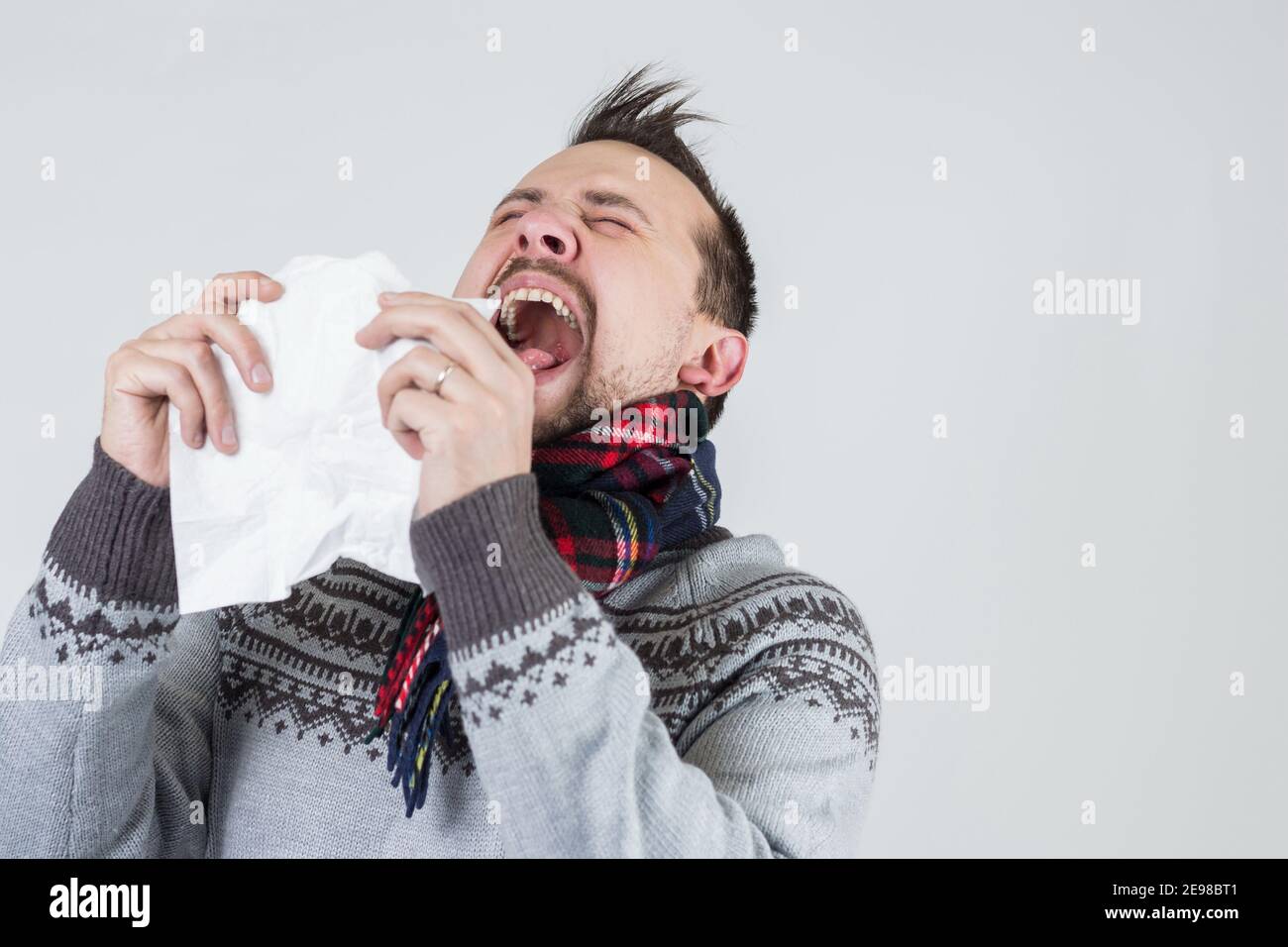 Mouth napkin man Banque de photographies et d'images à haute résolution -  Alamy