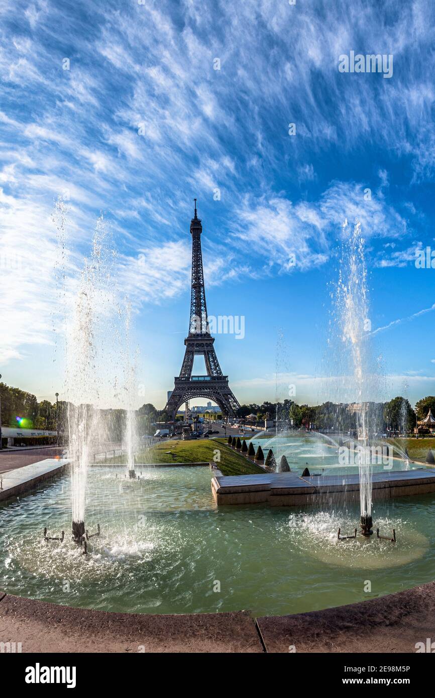 Panorama panoramique de la Tour Eiffel à Paris, France Banque D'Images