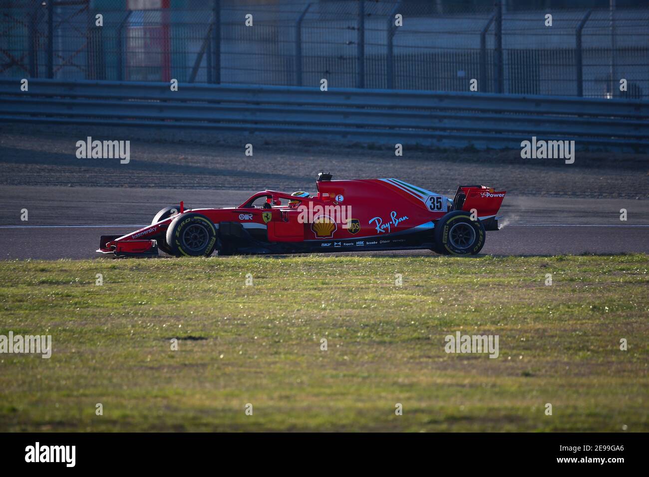 Robert Shwartzman, pilote de Ferrari Accademy conduire la Ferrari SF71H à Fiorano, Modène. Banque D'Images