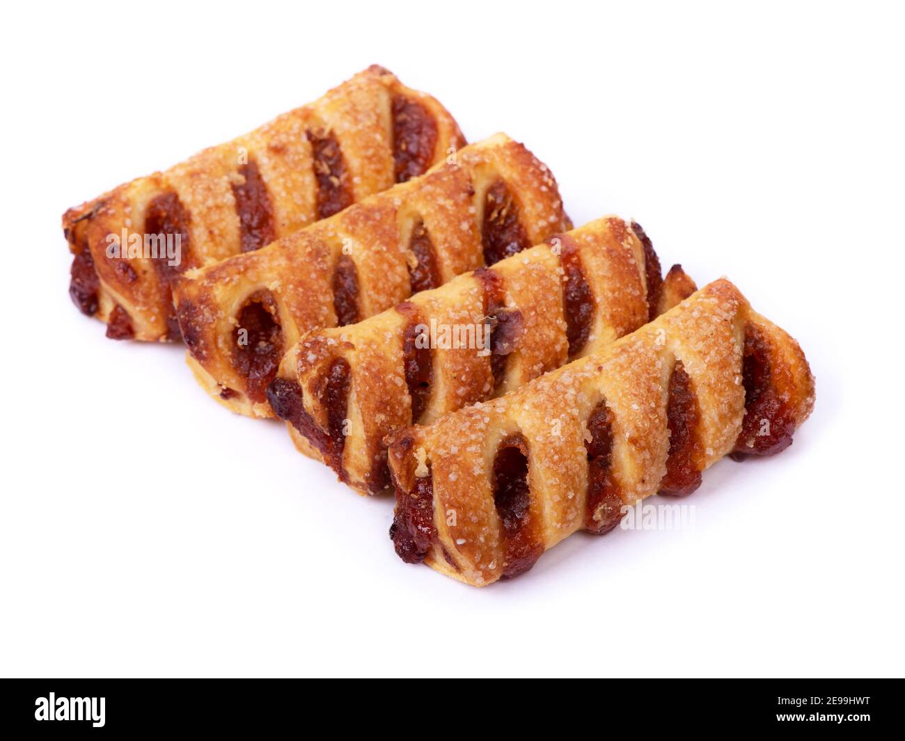 Groupe De Gateaux De Pate Feuilletee Avec Confiture Isolee Arriere Plan Blanc Photo Stock Alamy