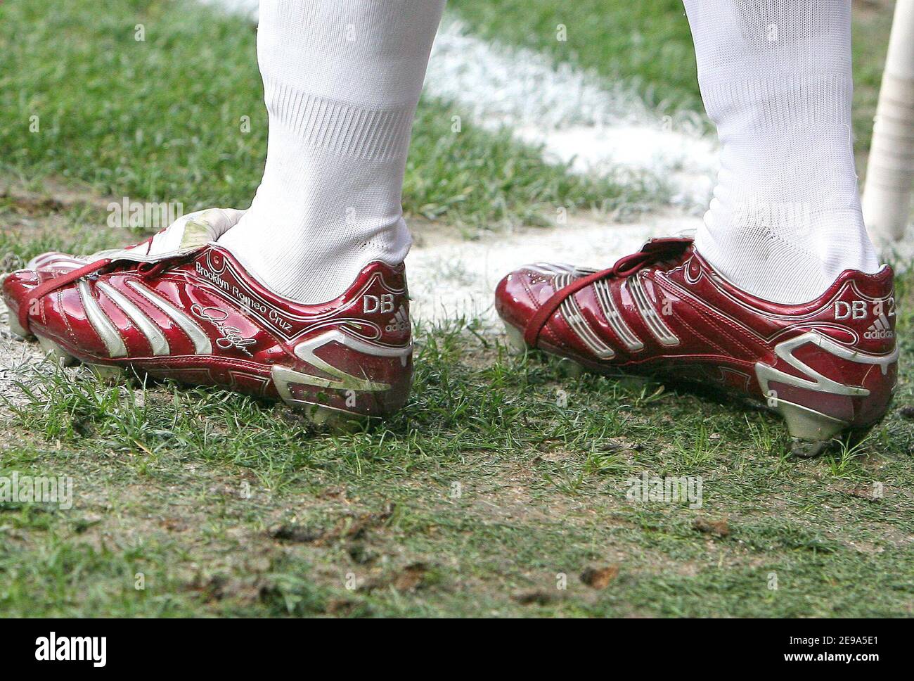 Les chaussures David Beckham du Real Madrid avec le nom des trois enfants  pendant la ligue primera espagnole, FC Barcelone vs Real Madrid, au stade  Nou Camp, à Barcelone, Espagne, le 1er