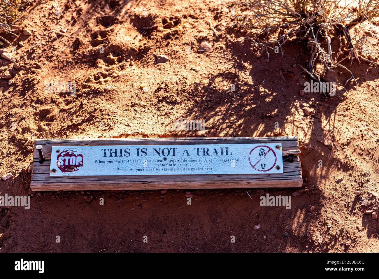 Panneau Trail dans le parc national d'Arches Banque D'Images