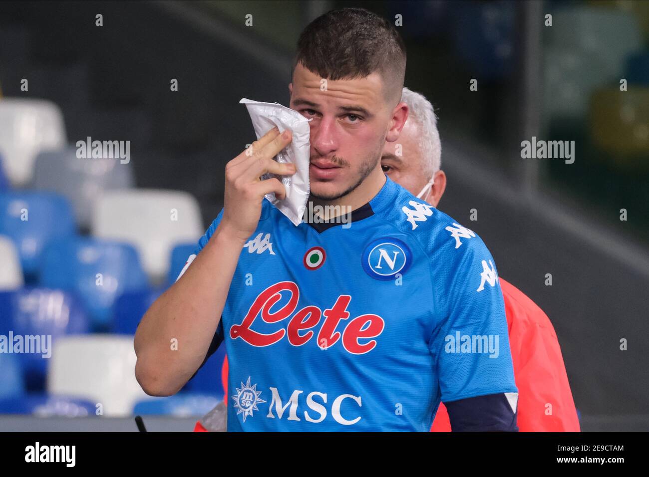 Lors du match de football de la coupe d'Italie entre SSC Napoli et Atalanta BC au stade Diego Armando Maradona, Naples, Italie, le 03 février 2021 Banque D'Images Lors du match de football de la coupe d'Italie entre SSC Napoli et Atalanta BC au stade Diego Armando Maradona, Naples, Italie, le 03 février 2021 Banque D'Images