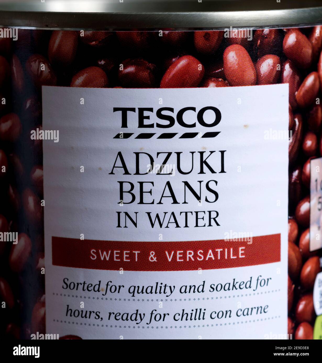 Une conserve de haricots adzuki de Tesco dans l'eau Banque D'Images