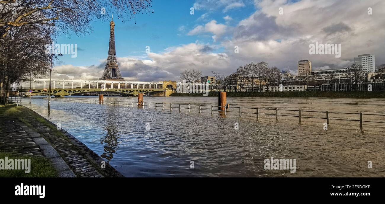 INONDATIONS DE SEINE À PARIS Banque D'Images INONDATIONS DE SEINE À PARIS Banque D'Images