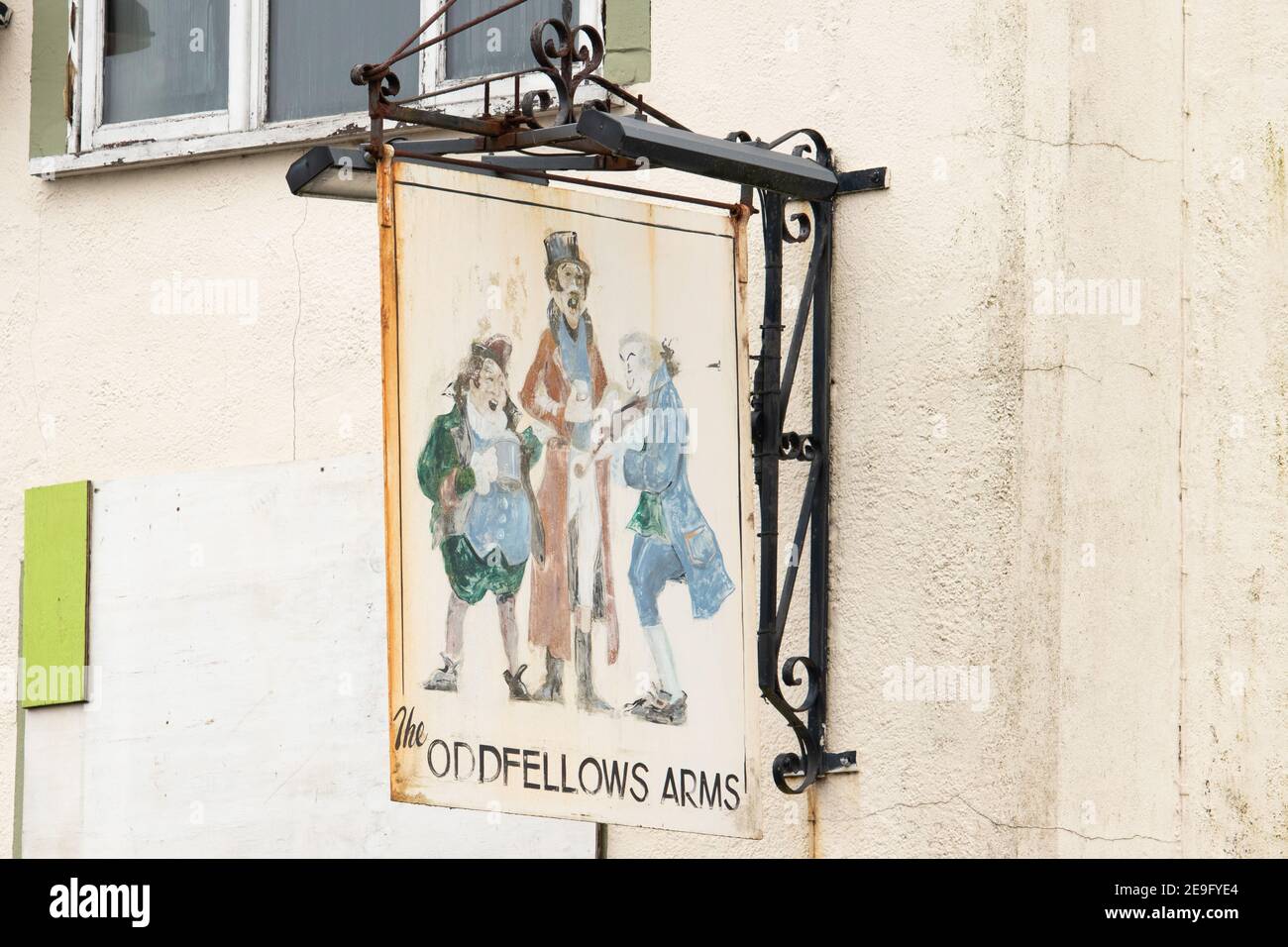 Le pub Oddfellows Arms à Higham on the Hill. Le pub de 250 ans se trouve au milieu du village et peut être démoli et construit un logement. Le pub connu sous le nom de The oddies tente d'être sauvé par les habitants de la région espérant le transformer en un centre communautaire. Banque D'Images