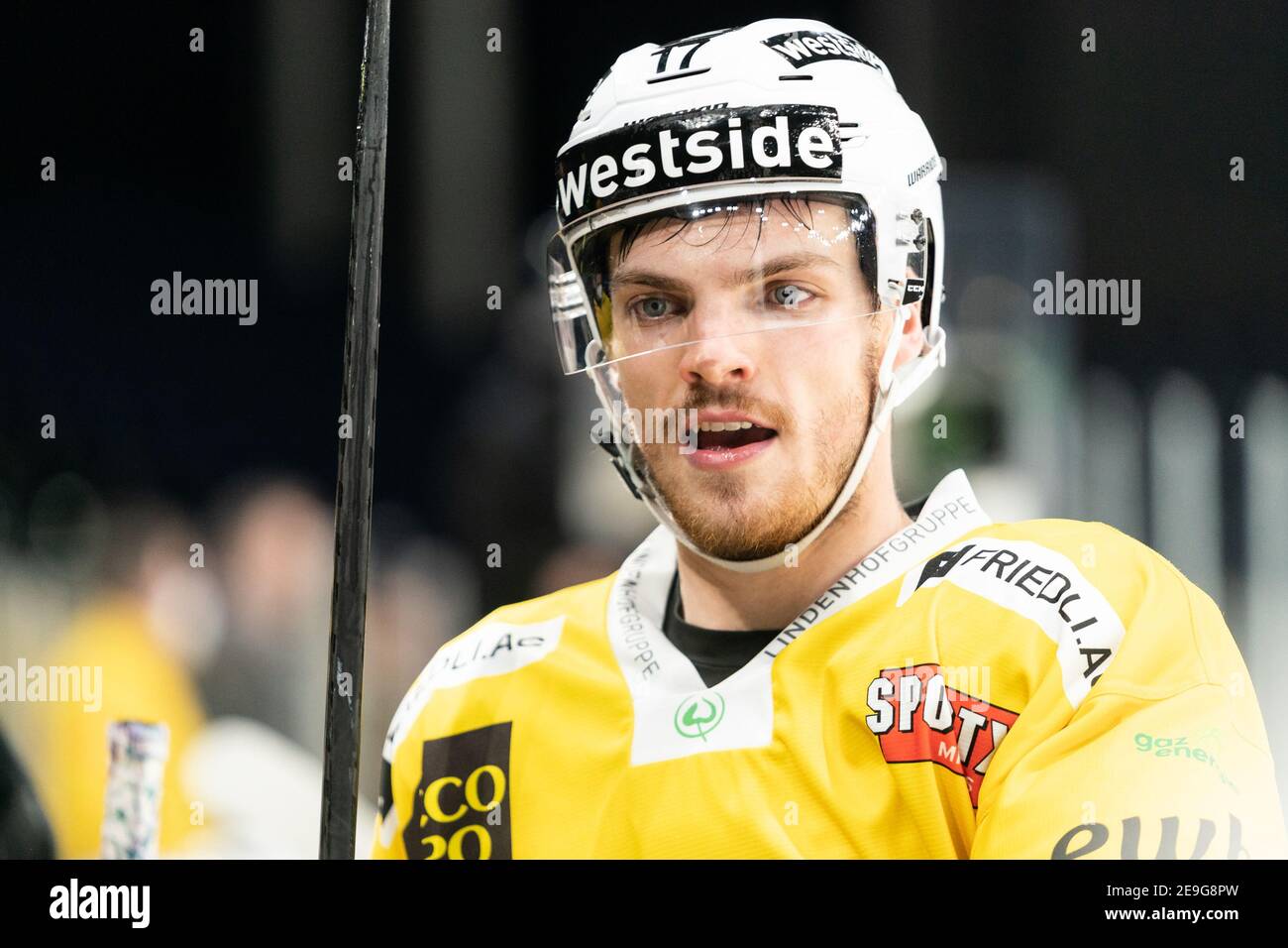 04.02.2021, Zurich, Hallenstadion, Ligue nationale : ZSC Lions - SC Berne, n° 17 Thomas Thiry (Berne) Banque D'Images