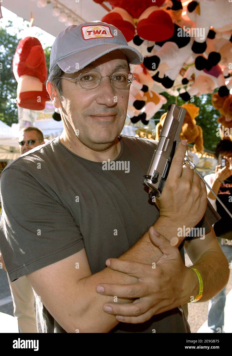 L'acteur français Alain Chabat assiste à une journée spéciale à la tête des Loges à St Germain en Laye près de Paris pour soutenir l'association "les Toiles Enchantés" le 30,2006 juin. Photo de Giancarlo Gorassini/ABACAPRESS.COM Banque D'Images