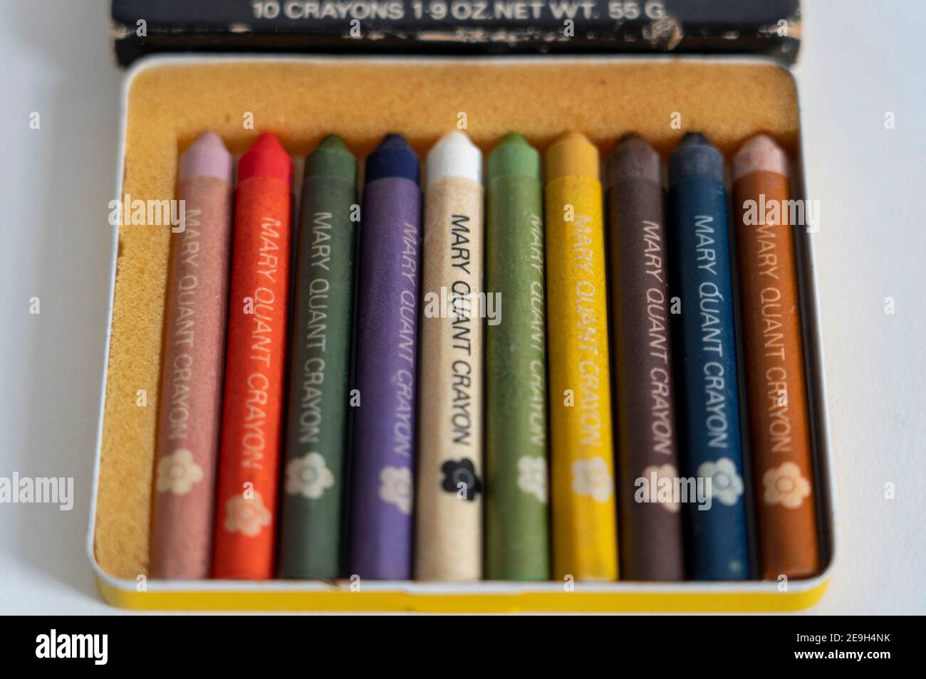 Les crayons des années 1960 se composent de la styliste britannique Mary Quantité Banque D'Images