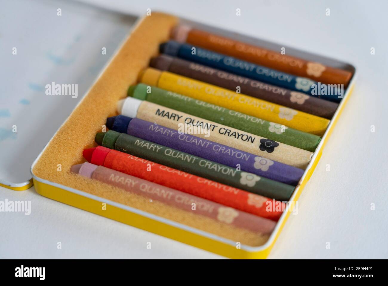 Les crayons des années 1960 se composent de la styliste britannique Mary Quantité Banque D'Images
