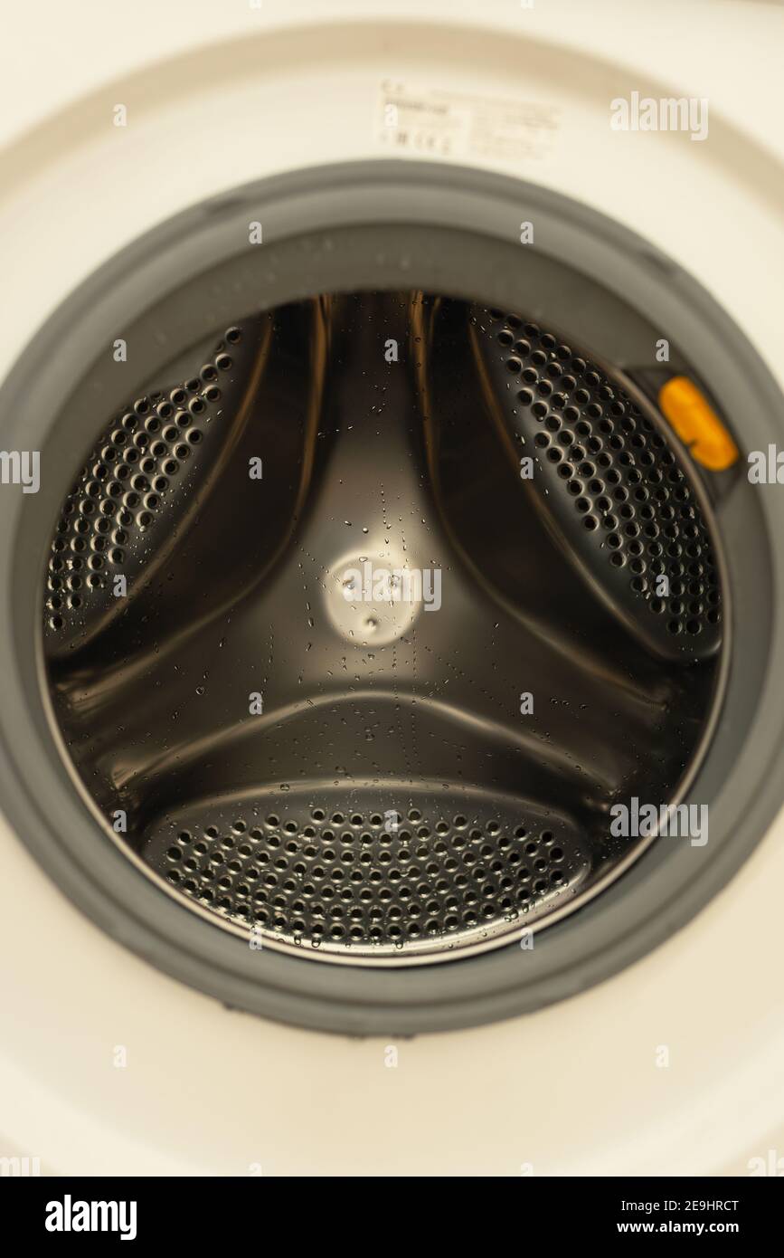 tambour humide du lave-linge Banque D'Images