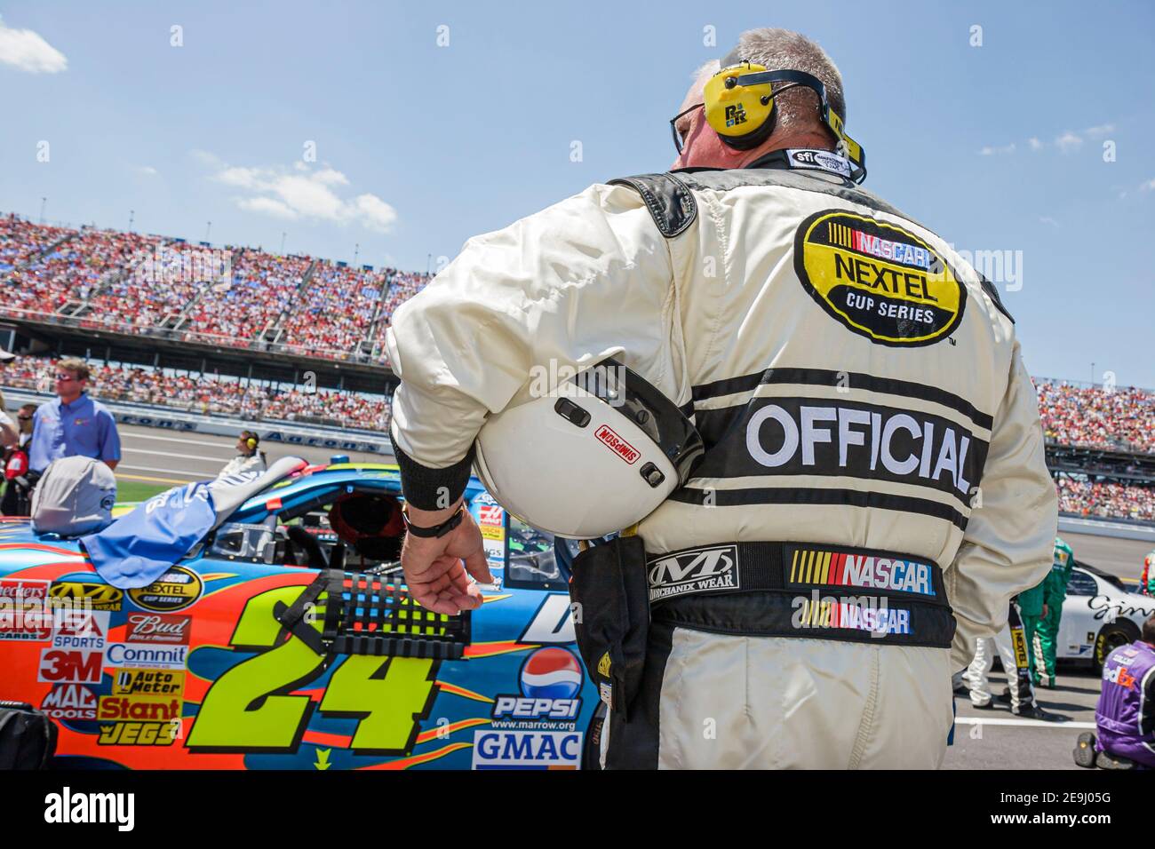 Alabama Talladega Superspeedway Aaron 499 NASCAR Nextel Cup Series, stock-car Racing Pit Road Official, Banque D'Images