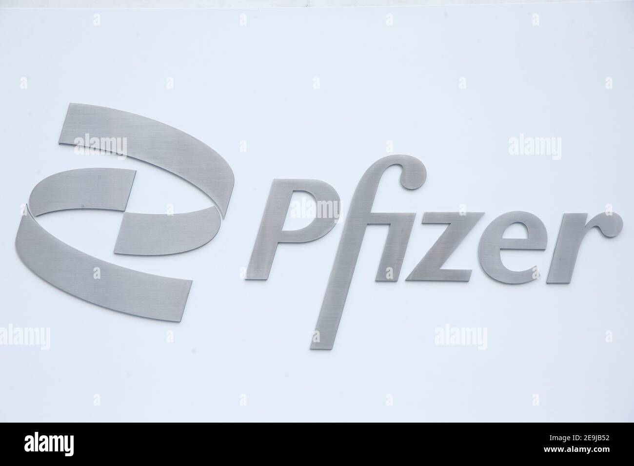 New York, NY États-Unis siège mondial de Pfizer sur la 42e rue à Manhattan Banque D'Images