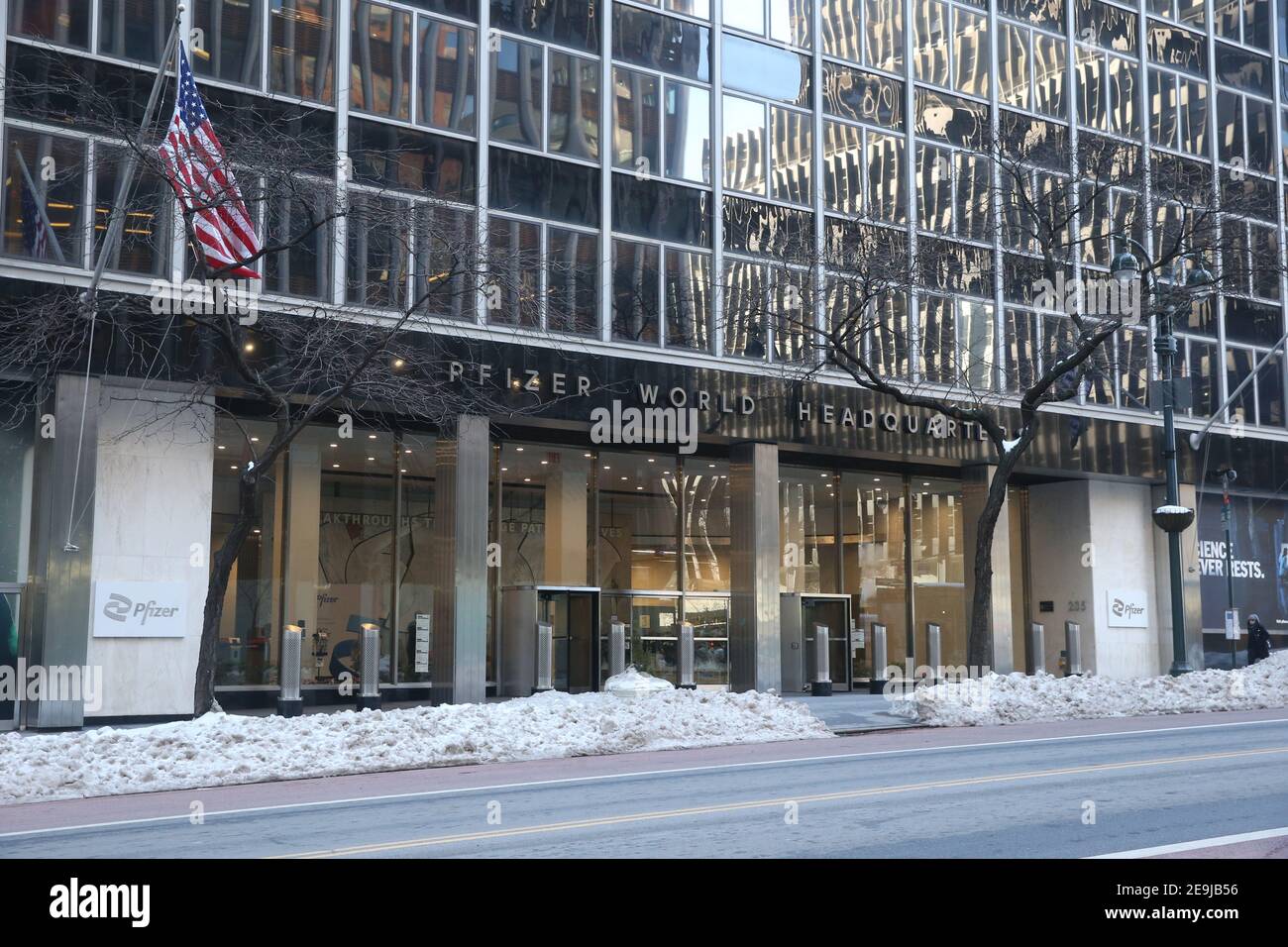 Siège mondial de Pfizer sur la 42e rue à Manhattan Banque D'Images