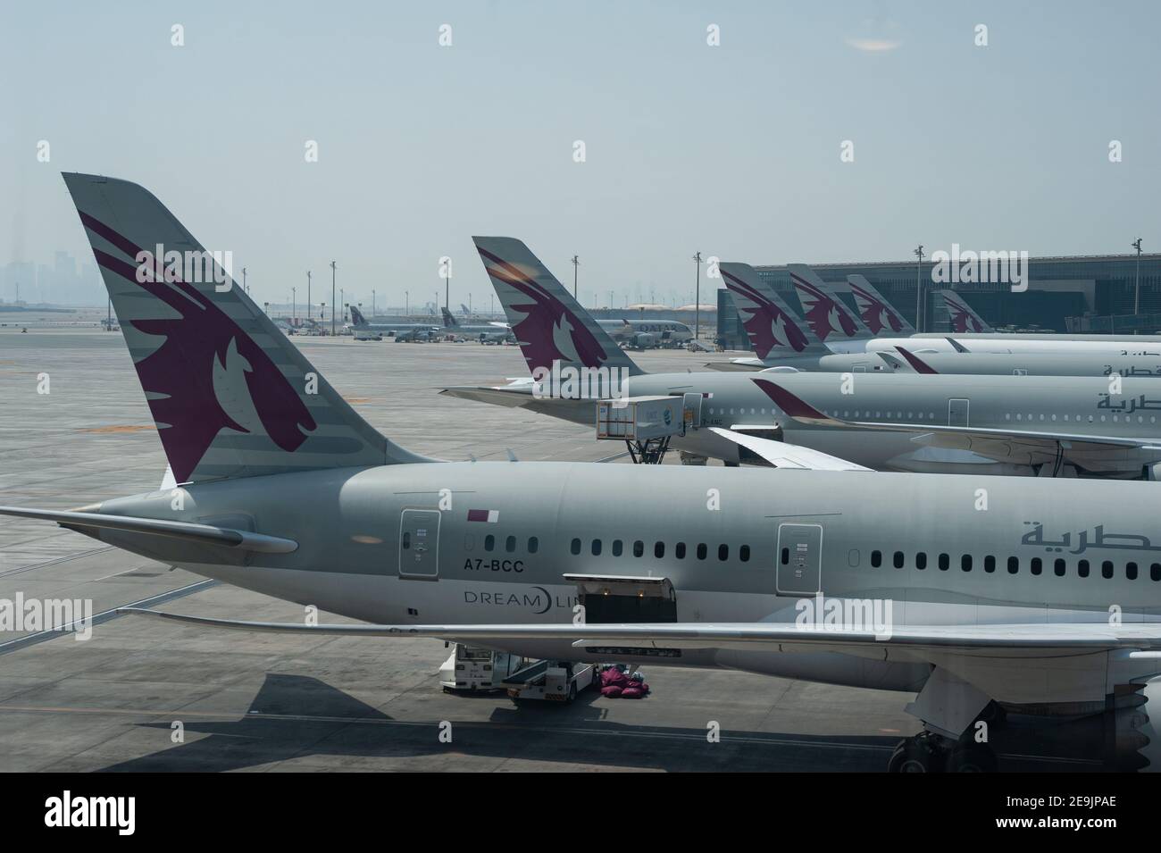 05.06.2019, Doha, Qatar, Asie - Qatar Airways avions passagers à l'aéroport international de Hamad. Qatar Airways est membre de l'alliance one World. Banque D'Images