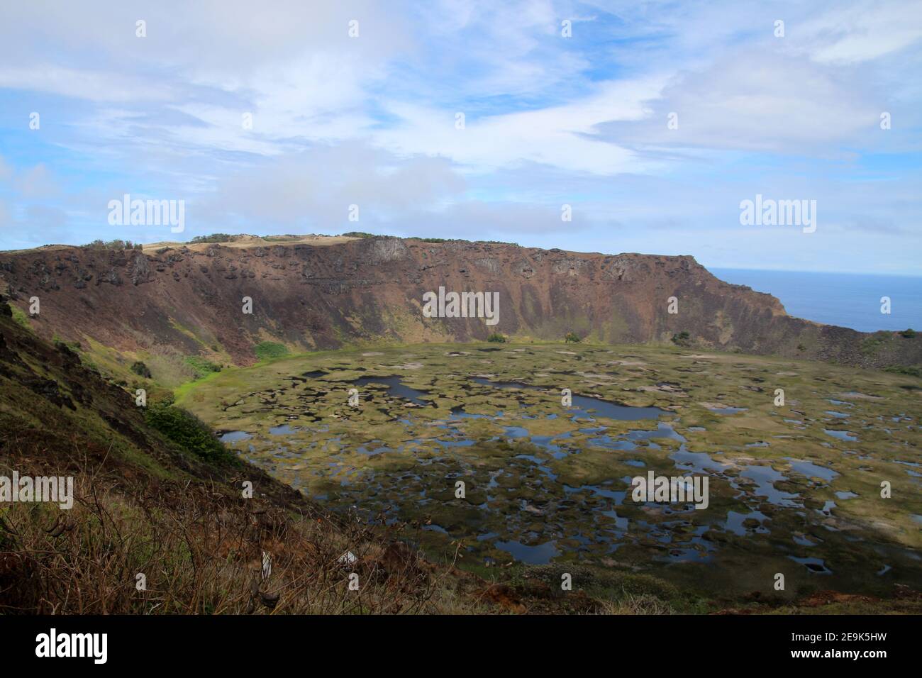 Volcan Rano Kau caldera, île de Pâques Banque D'Images