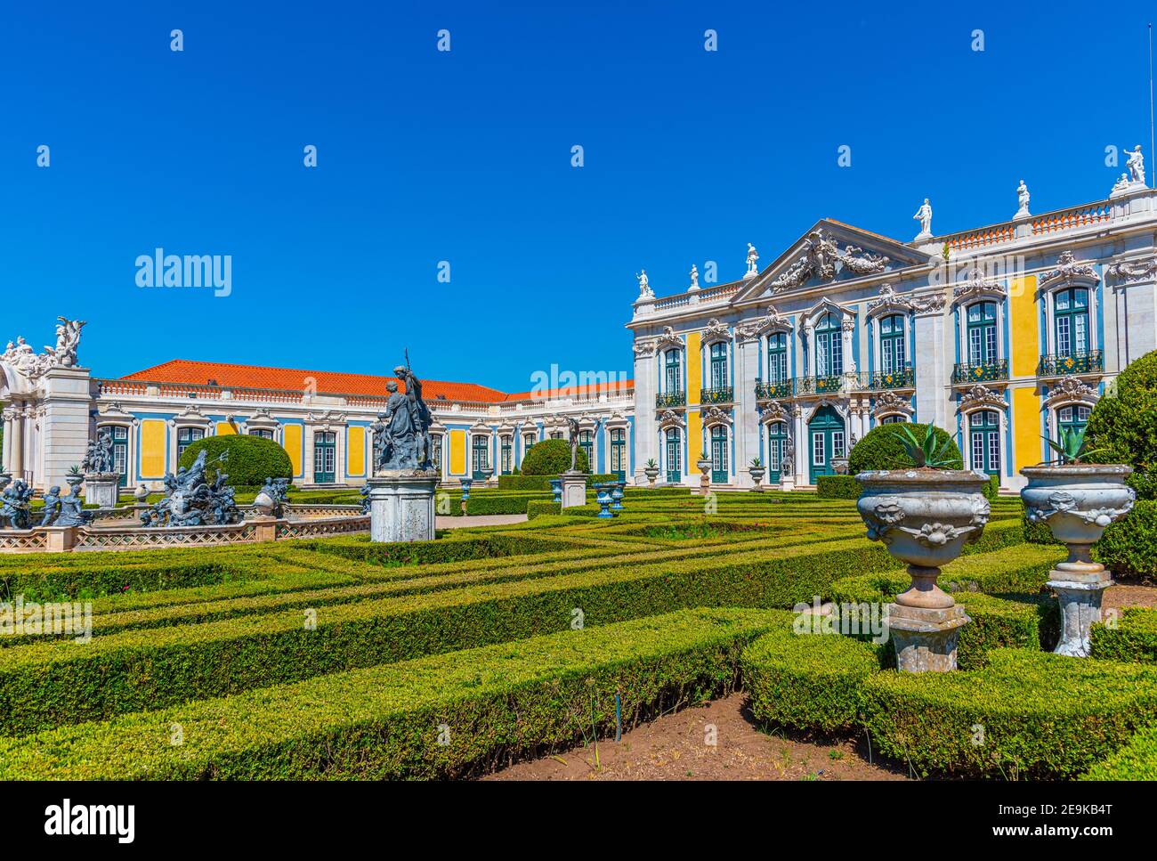 Vue sur le palais national de Queluz à Lisbonne, Portugal Banque D'Images
