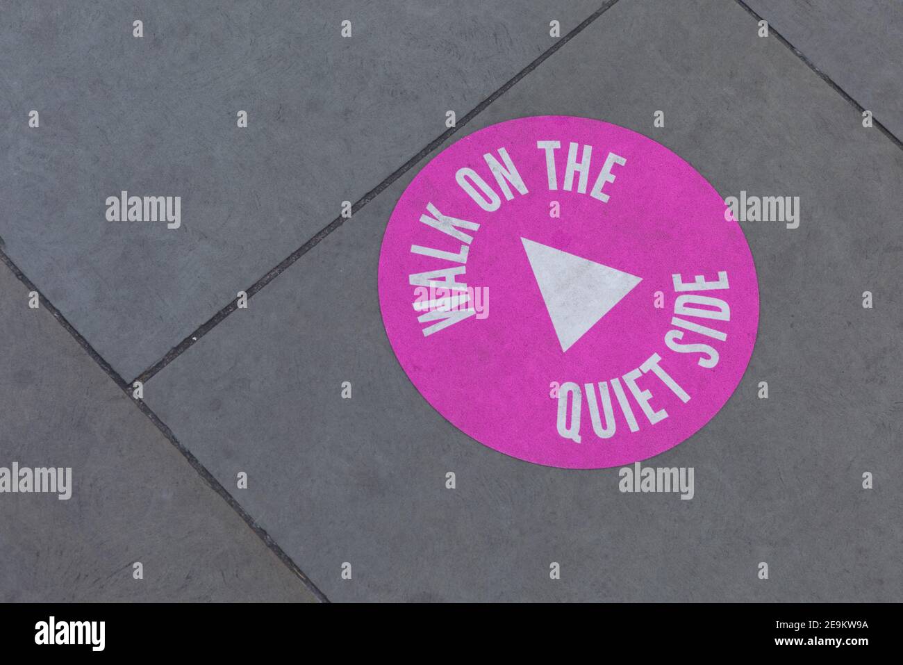 marchez sur le côté calme, pavé cavique, londres Banque D'Images