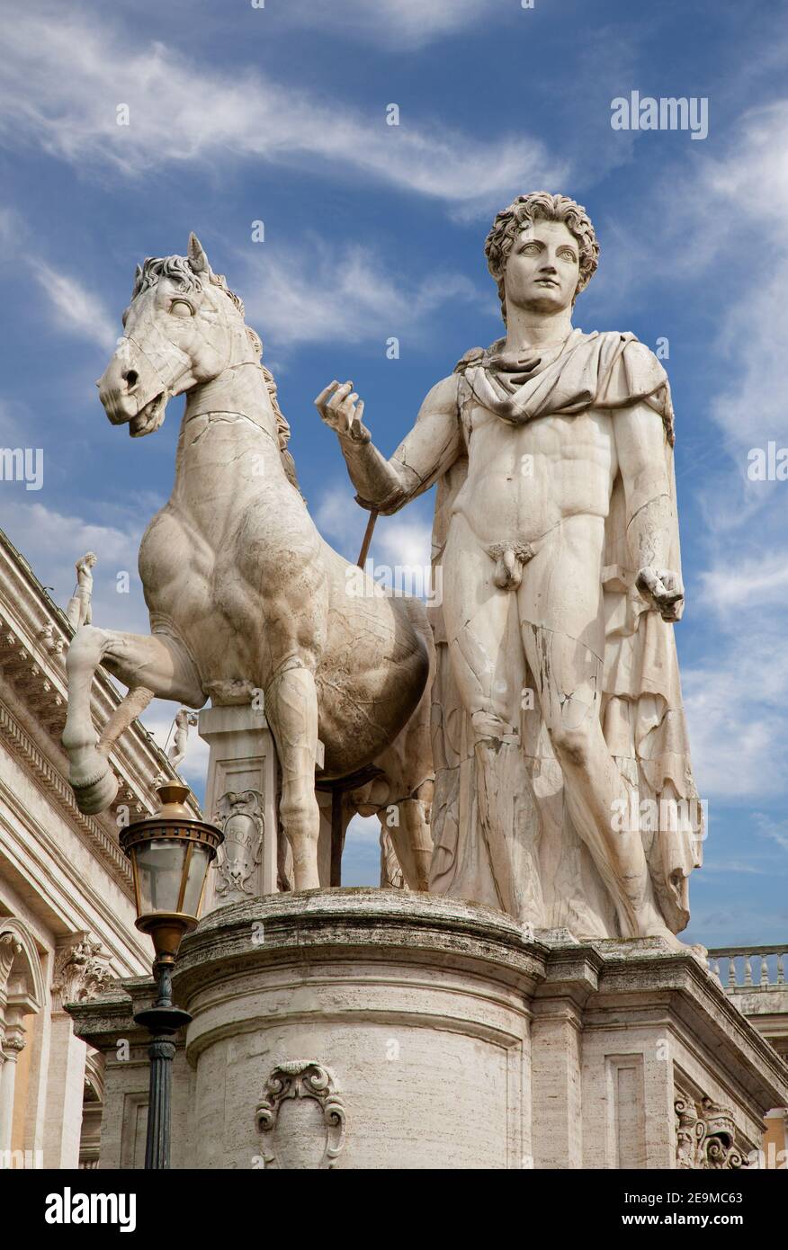 Rome - la statue de Castor sur la Piazza del Campidoglio. Banque D'Images