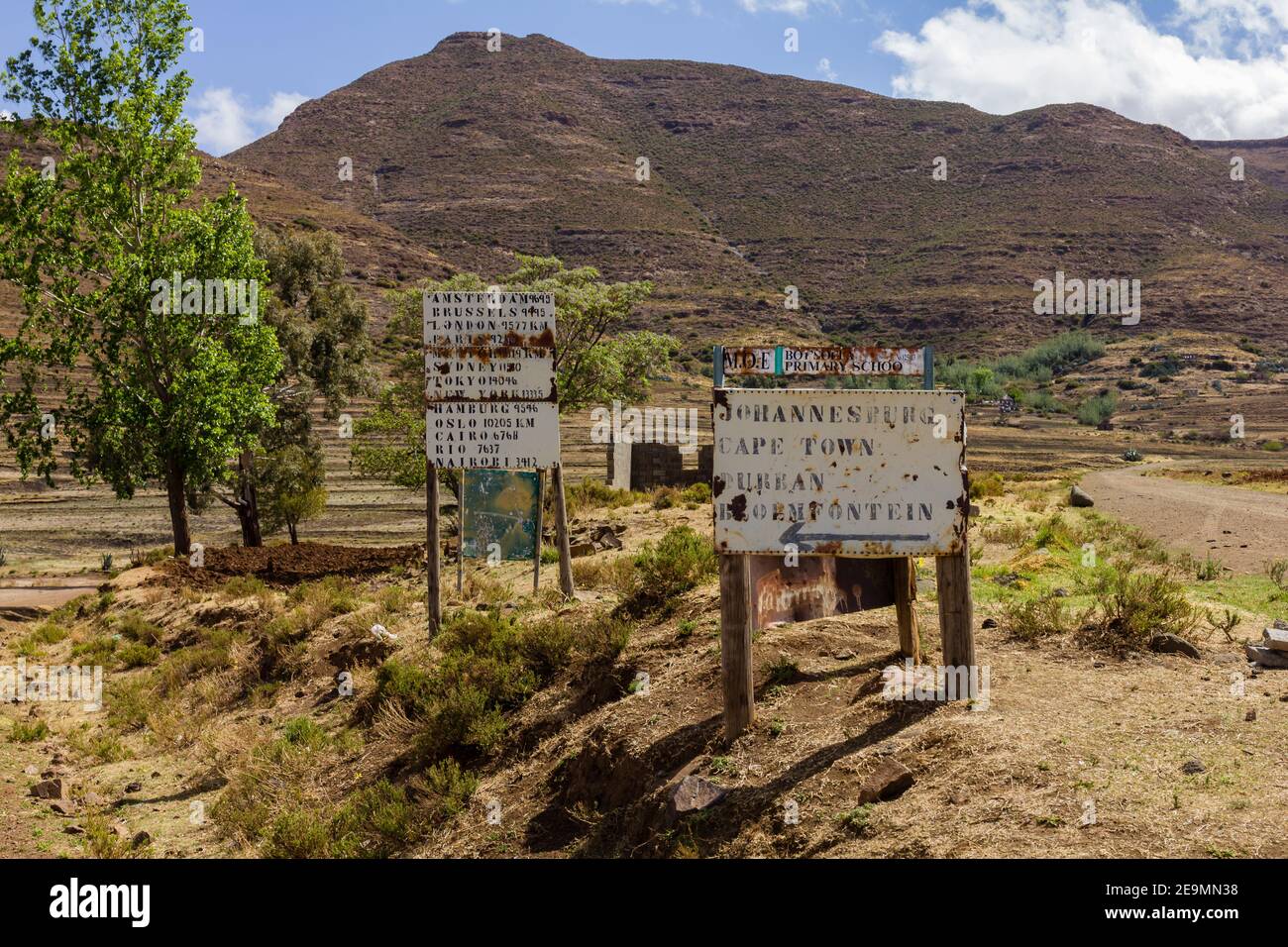 Traversée près de Malealea, Royaume du Lesotho, Afrique Banque D'Images