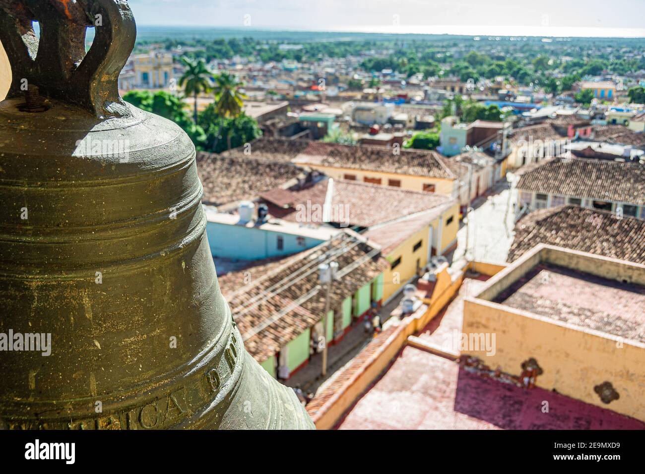 Vue sur la ville depuis le clocher de l'Iglesia y Convento de San Francisco à Trinidad, Sancti Spíritus, Cuba Banque D'Images