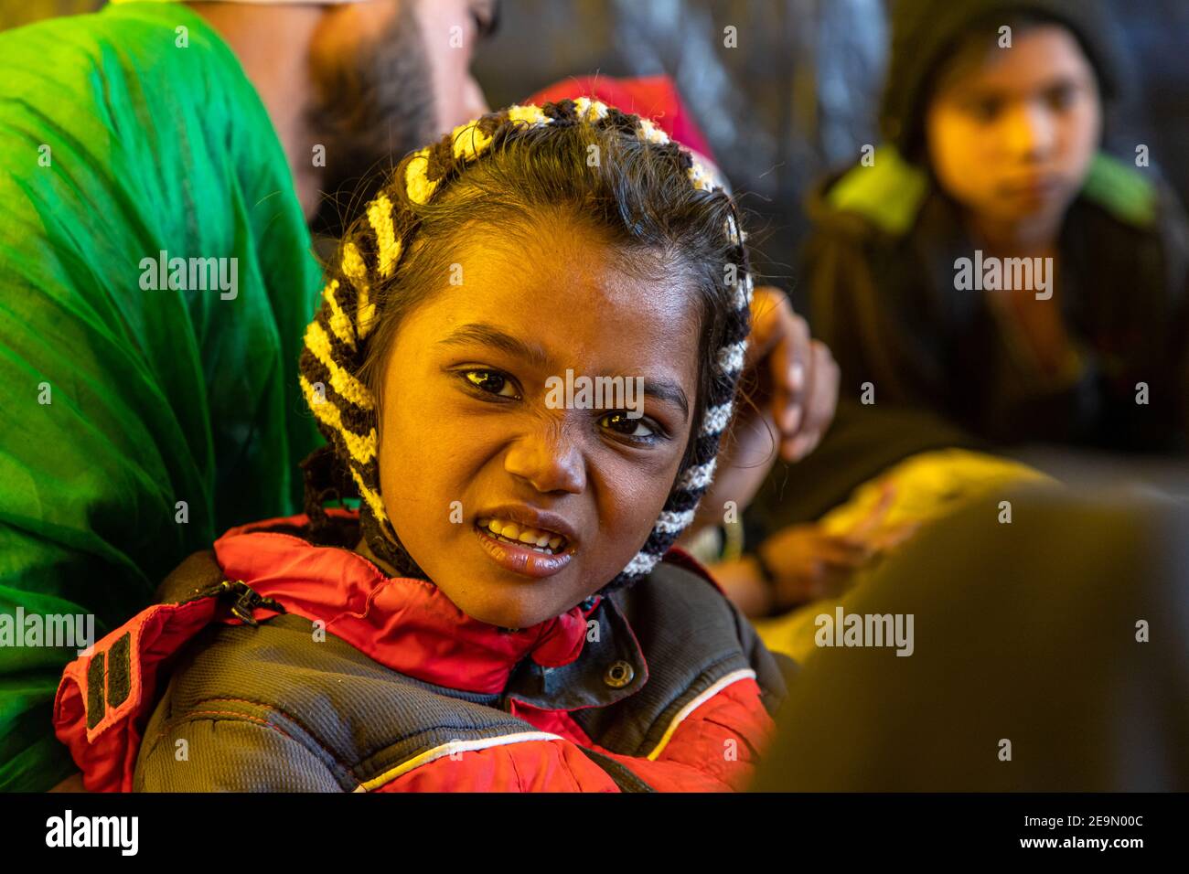 portrait d'une fille à l'école kisan.farmers protestent contre la nouvelle loi agricole par le gouvernement indien. Banque D'Images