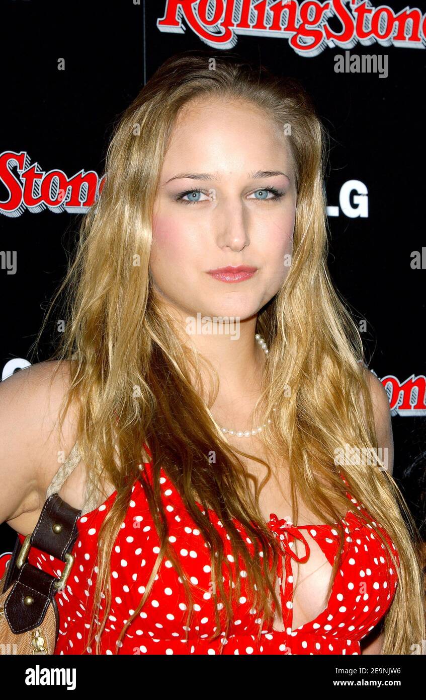 Leelee Sobieski participe à la fête du Rolling Stone Magazine pour célébrer la 20e Hot List annuelle au Stone Rose Lounge de Los Angeles, CA, États-Unis, le 3 octobre 2006. Photo de Lionel Hahn/ABACAPRESS.COM Banque D'Images