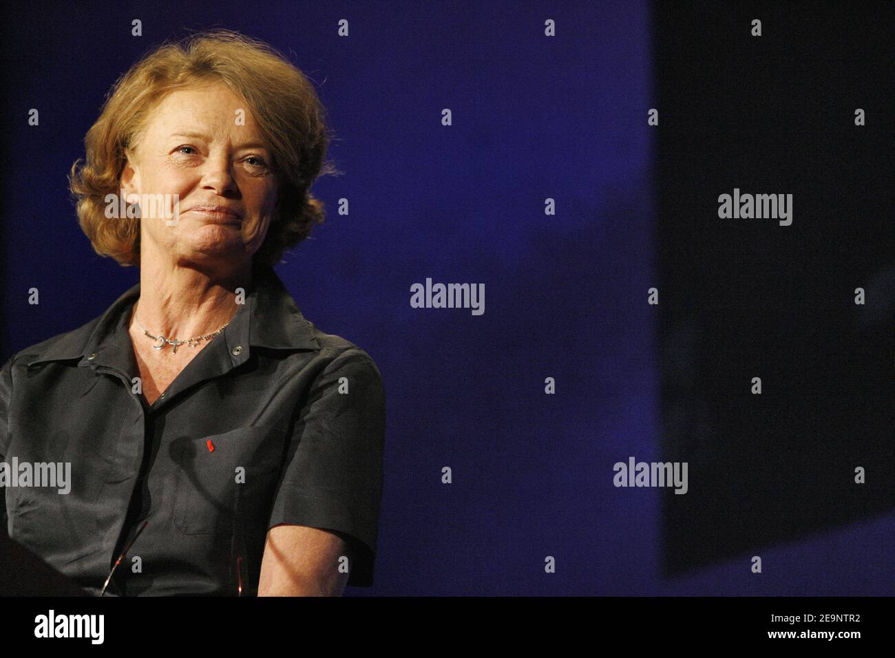 Aude Zieseniss de Thuin, fondateur et chef de la direction, lors du deuxième forum des femmes à Deauville, France, le 7 octobre 2006. Les participants de tous les horizons différents se rencontrent pour un vaste debat de réflexions sur le monde politique et économique. Photo de Bernard Bisson/ABACAPRESS.COM Banque D'Images