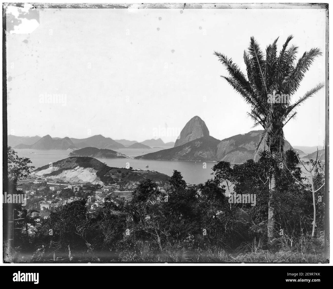 Morro do Pão de Ataúcar e Morro da Viúva a part de Botafogo. Banque D'Images