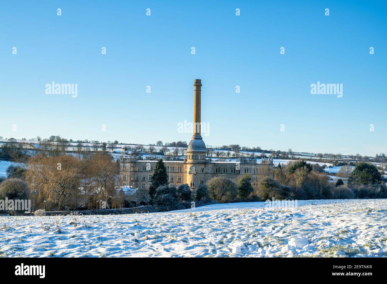 Bliss Tweed Mill dans la neige de janvier. Chipping Norton, Oxfordshire, Angleterre Banque D'Images