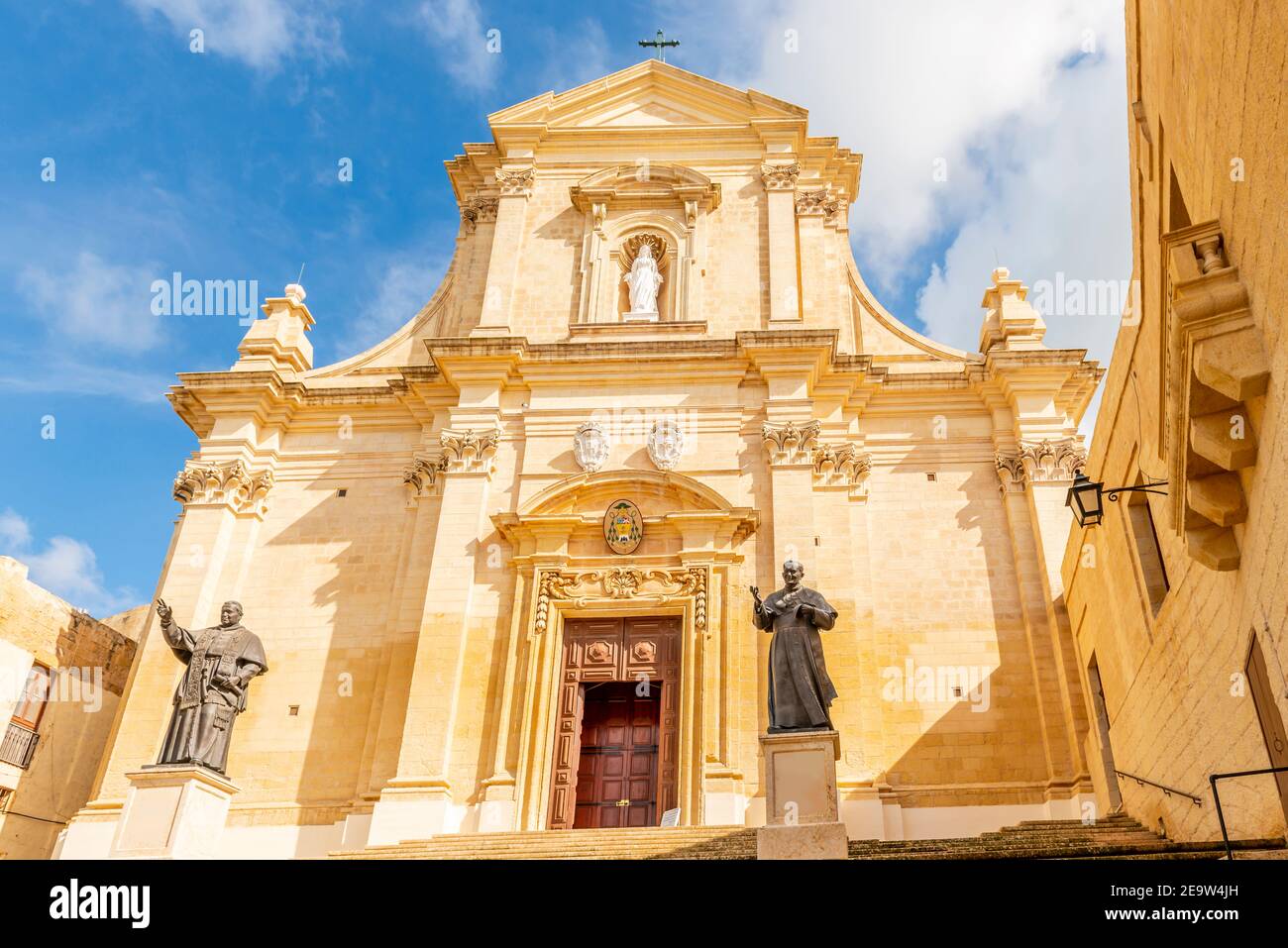 Cathédrale notre-Dame de l'Assomption dans la Citadelle de Victoria, capitale de l'île de Gozo, dans l'archipel de Malte Banque D'Images