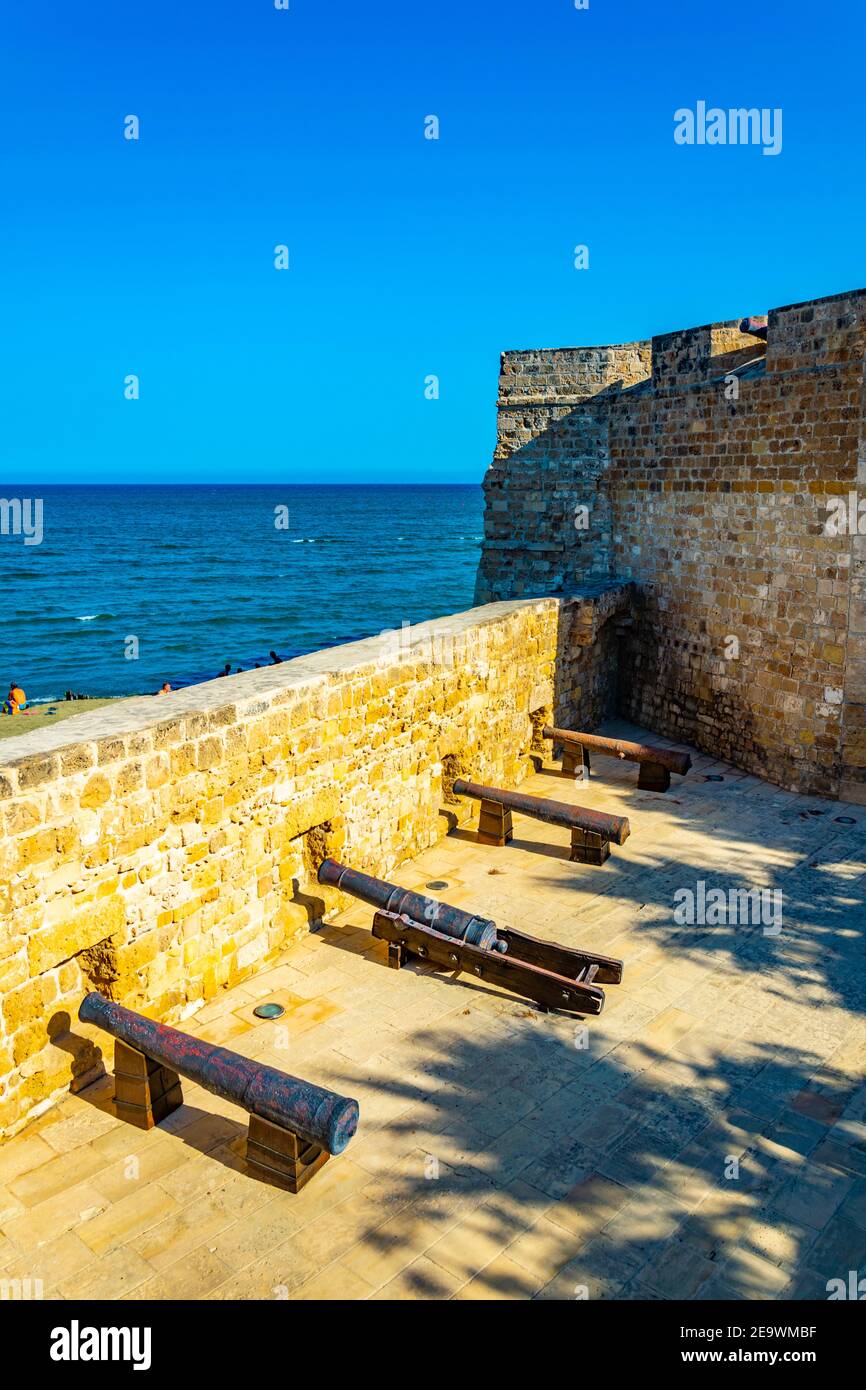 Cour du château de Larnaca sur chypre Banque D'Images