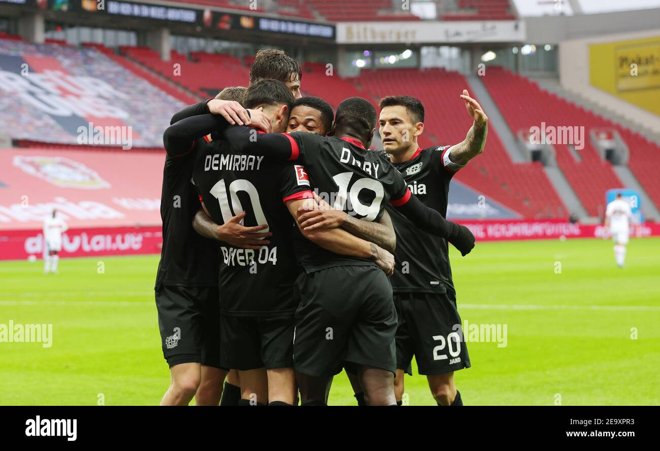 Firo: 06.02.2021, Soccer: Soccer: 1er Bundesliga, saison 2020/21 Bayer 04 Leverkusen - VfB Stuttgart jubilation à la 2-0 Kerem DEMIRBAY, Leverkusen | utilisation dans le monde entier Banque D'Images