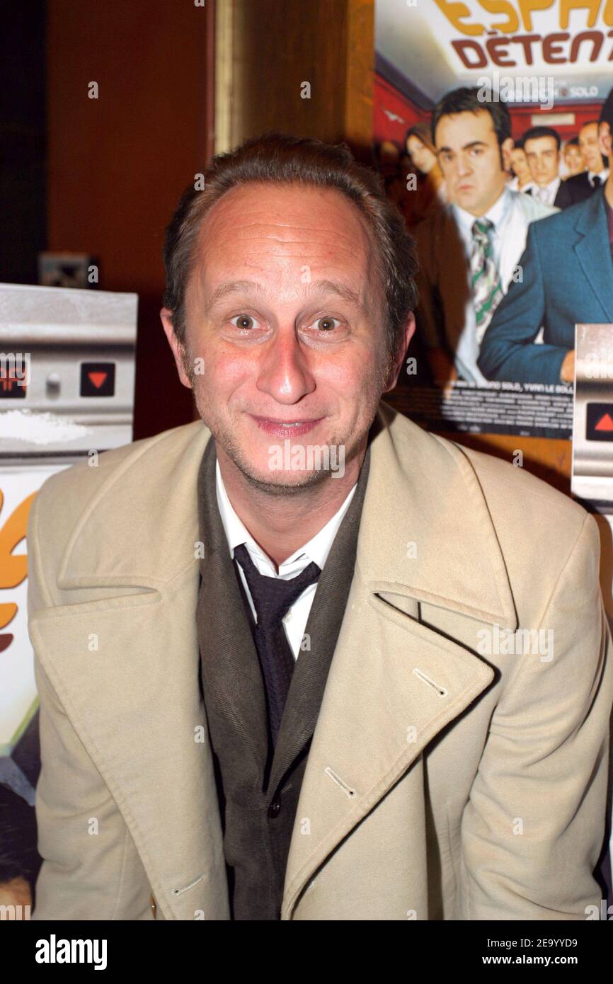 L'acteur belge Benoit Poelvoorde assiste à l'après-fête pour la première du film 'espace détente' au Man Ray club à Paris, en France, le 31 janvier 2005. Photo de Benoit Pinguet/ABACA. Banque D'Images