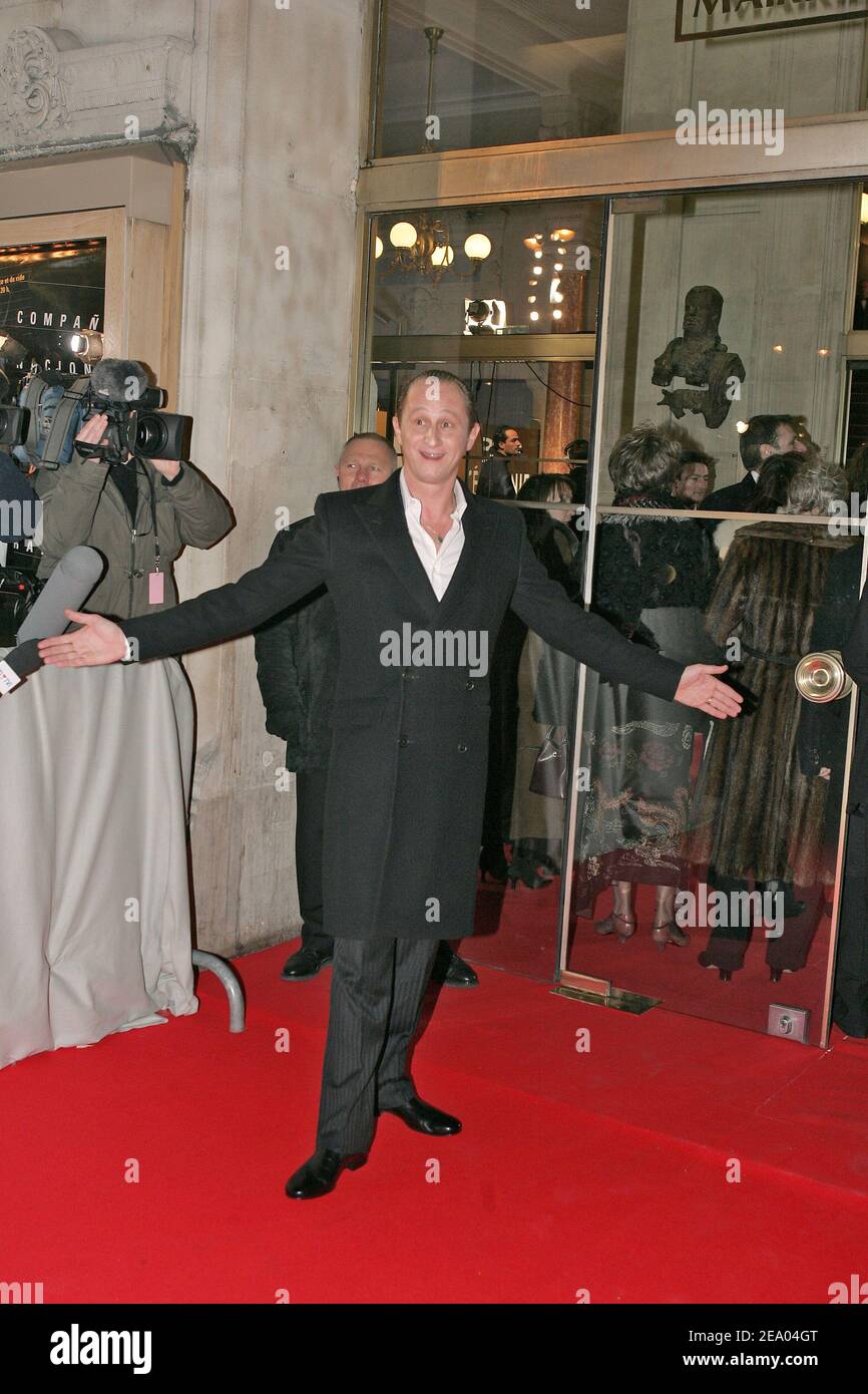 L'acteur belge Benoit Poelvoorde arrive à la 30e cérémonie de remise des prix Cesar qui s'est tenue au Théâtre du Châtelet à Paris, en France, le 26 février 2005. Photo de Klein-Zabulon/ABACA. Banque D'Images