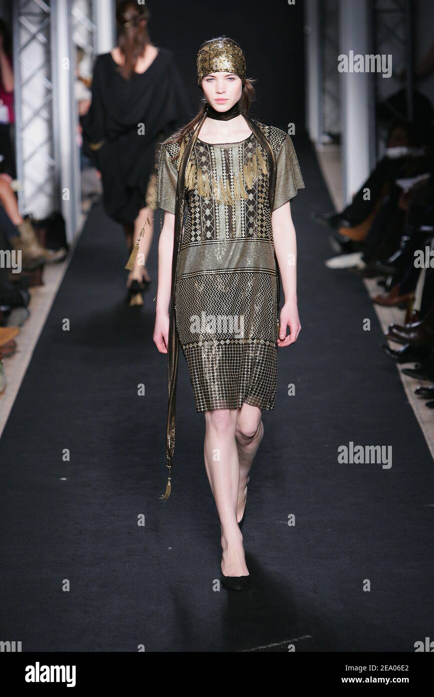 Isabel marant designer Banque de photographies et d images a haute resolution Alamy