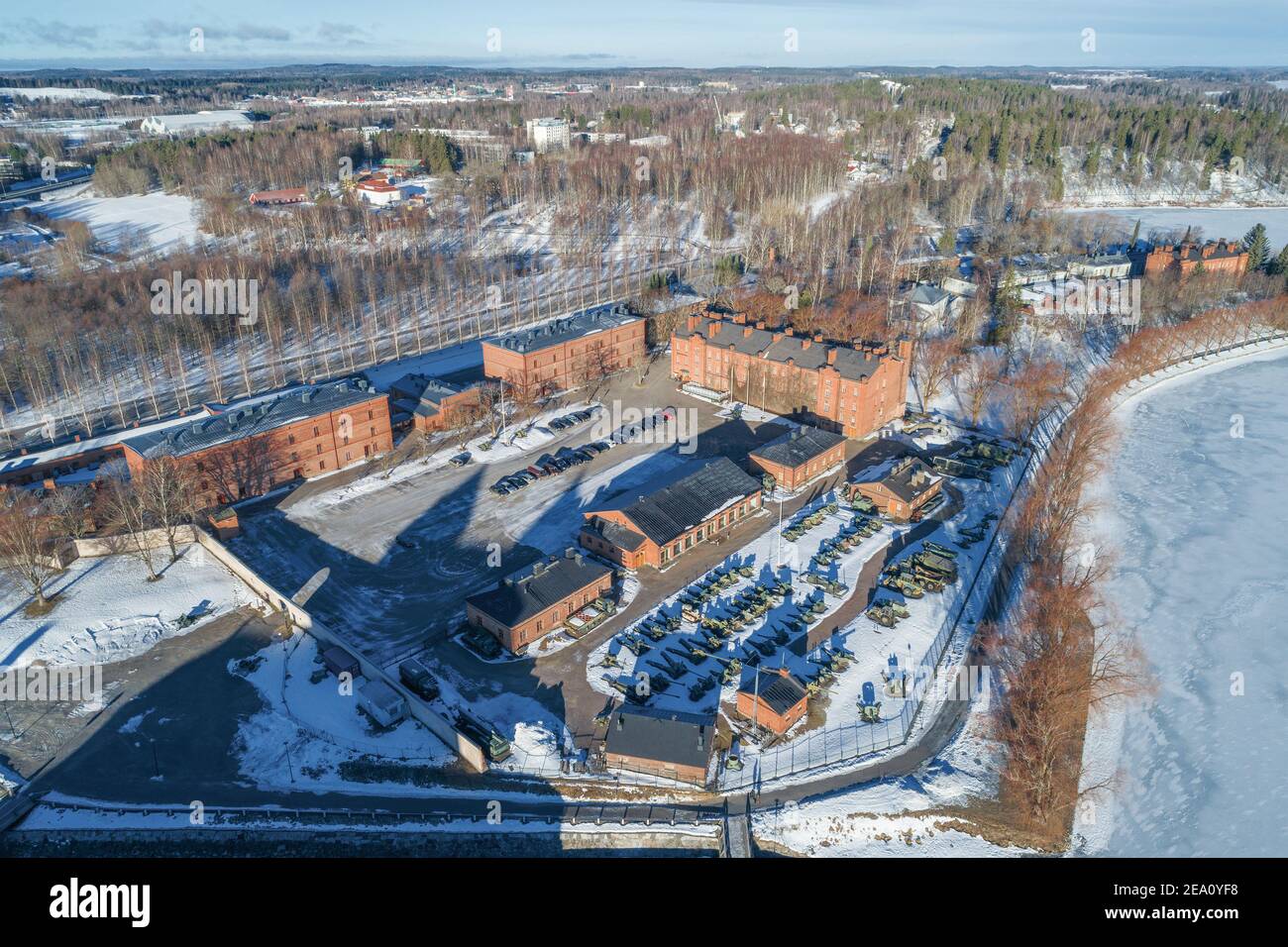 HAMEENLINNA, FINLANDE - 02 MARS 2019 : vue aérienne du complexe du musée de l'artillerie le jour ensoleillé de mars Banque D'Images