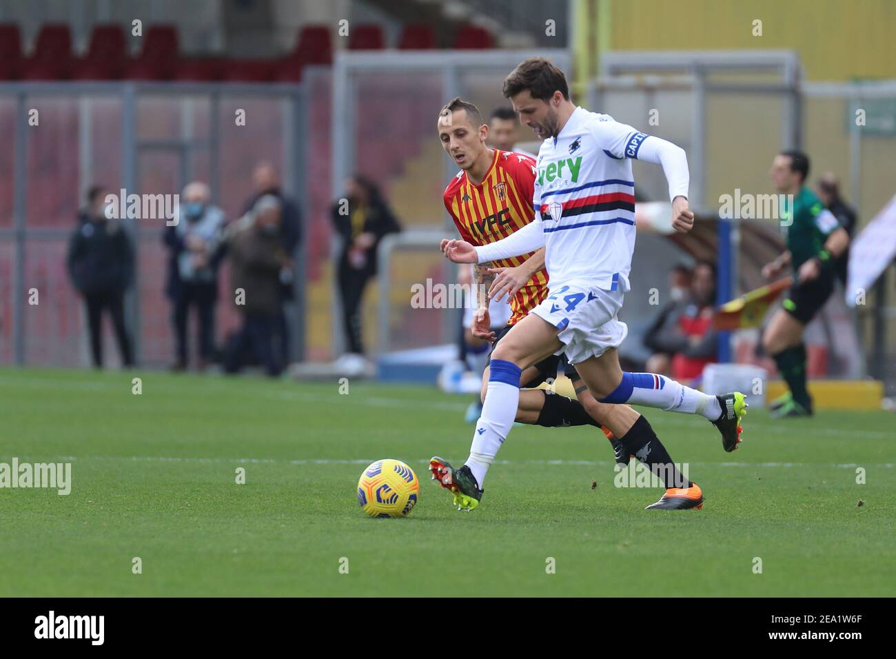 Bartsoz Bereszynski (UC Sampdoria) pendant la série UN match de football entre Benevento - Sampdoria, Stadio Ciro Vigorito le 07 février 2021 à Benevento Italie / LM Banque D'Images