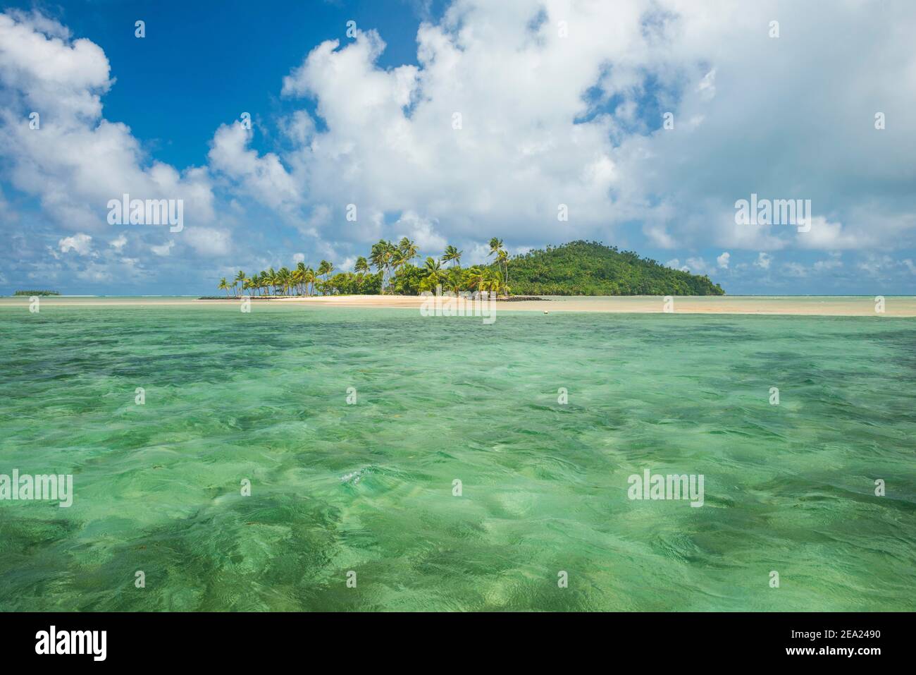 Belle petite îlot dans le lagon de Wallis, Wallis et Futuna Banque D'Images
