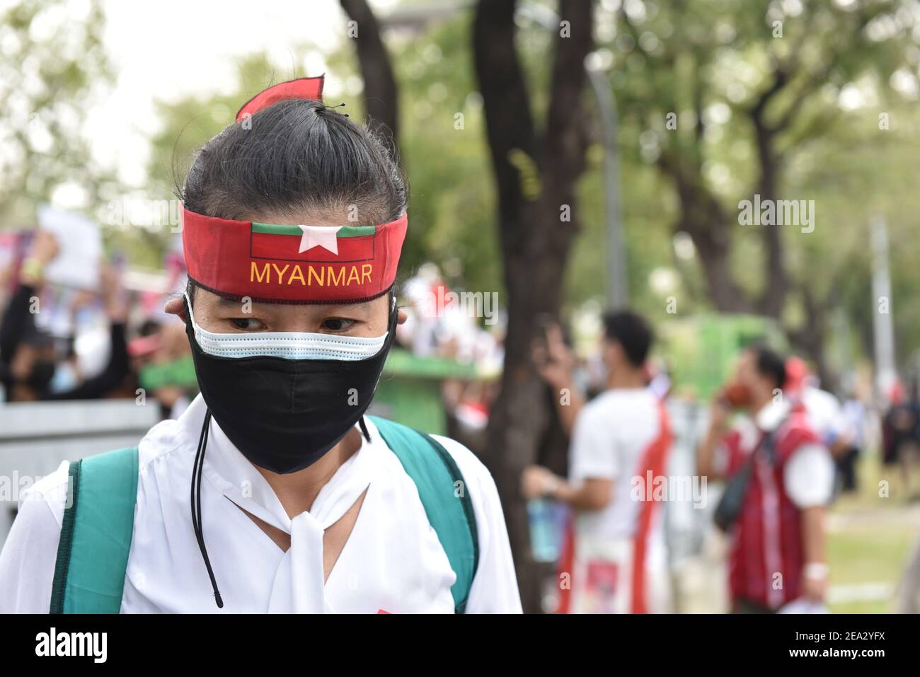 Bangkok, Thaïlande. 07e février 2021. 7 février 2021 : les manifestants du Myanmar vivant en Thaïlande se ralliaient devant les Nations Unies à Bangkok pour s'opposer au coup d'État au Myanmar. (Photo de Teera Noisakran/Pacific Press) Credit: Pacific Press Media production Corp./Alay Live News Banque D'Images