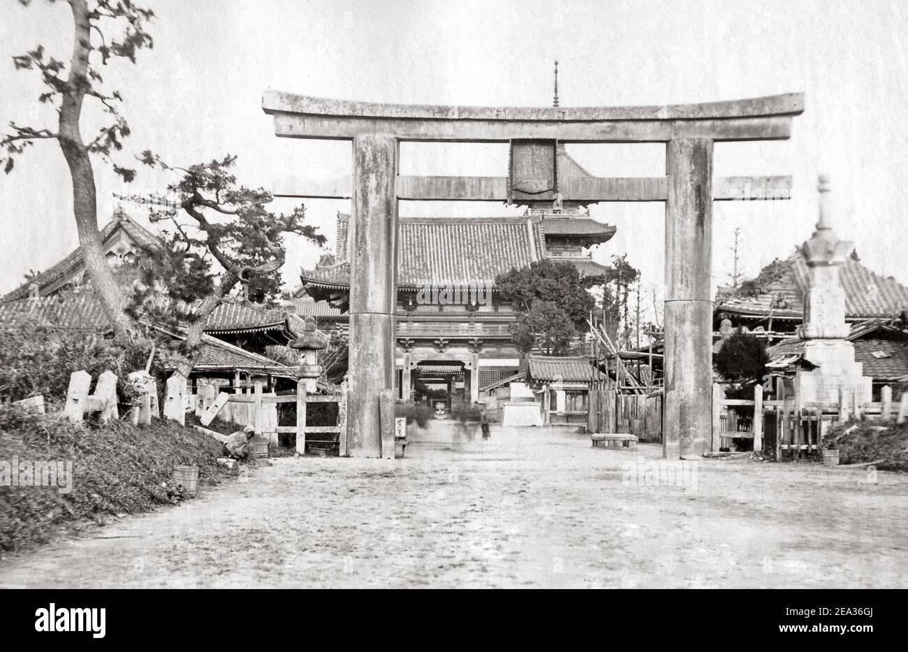 Photographie de la fin du XIXe siècle - Pagode à Shi Tenwoji, Osaka, Japon 1870 Banque D'Images