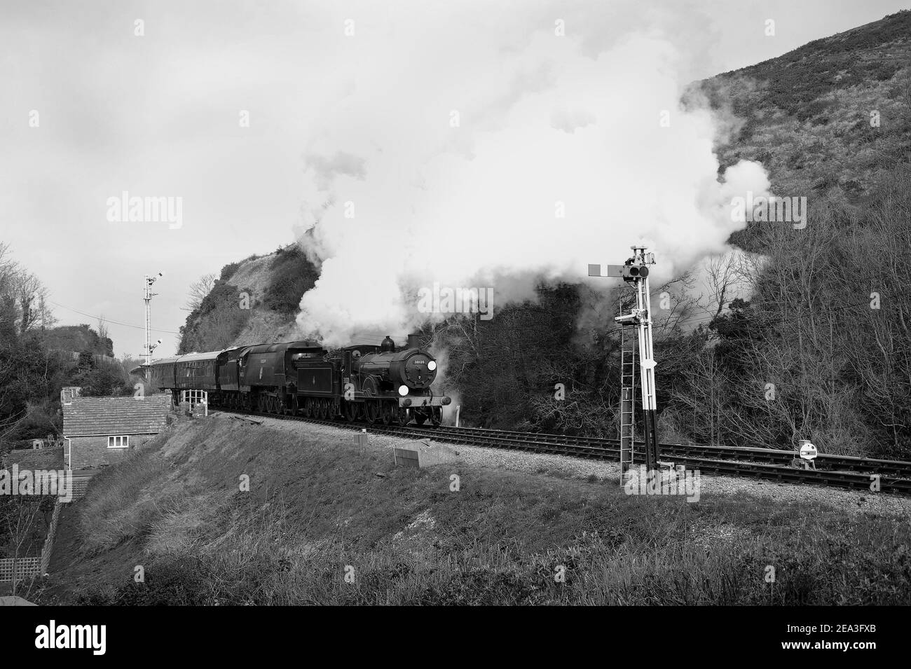 '30120' et 'Manston' en double direction de la gare du château de Corfe. Banque D'Images '30120' et 'Manston' en double direction de la gare du château de Corfe. Banque D'Images