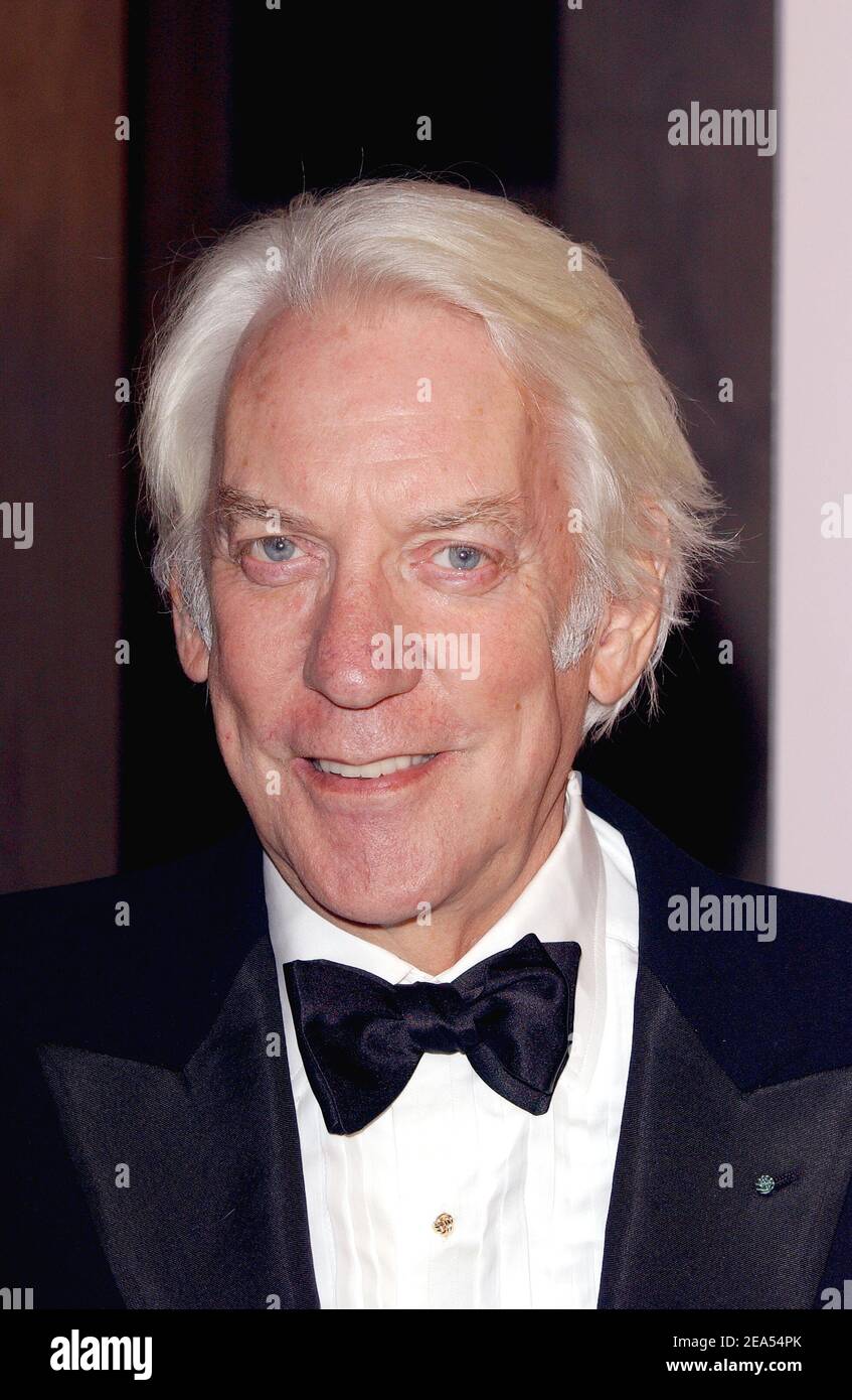 Donald Sutherland assiste à la première de l'ABC 'Commander-en-chef' au Beverly Regent Hotel à Los Angeles le 21 septembre 2005. Photo de Lionel Hahn/ABACAPRESS.COM. Banque D'Images