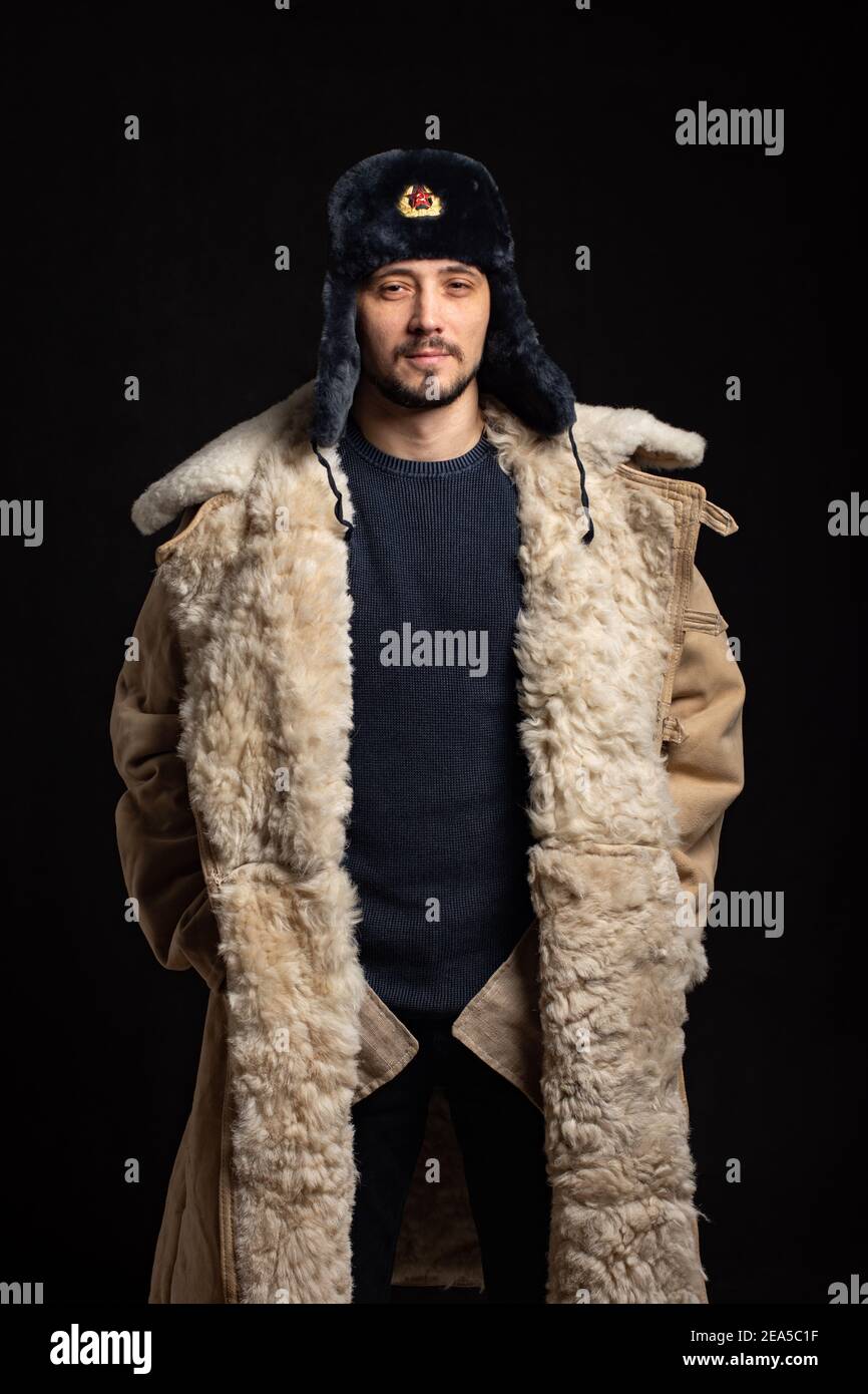 officier de l'armée russe en manteau Banque de photographies et d'images à  haute résolution - Alamy