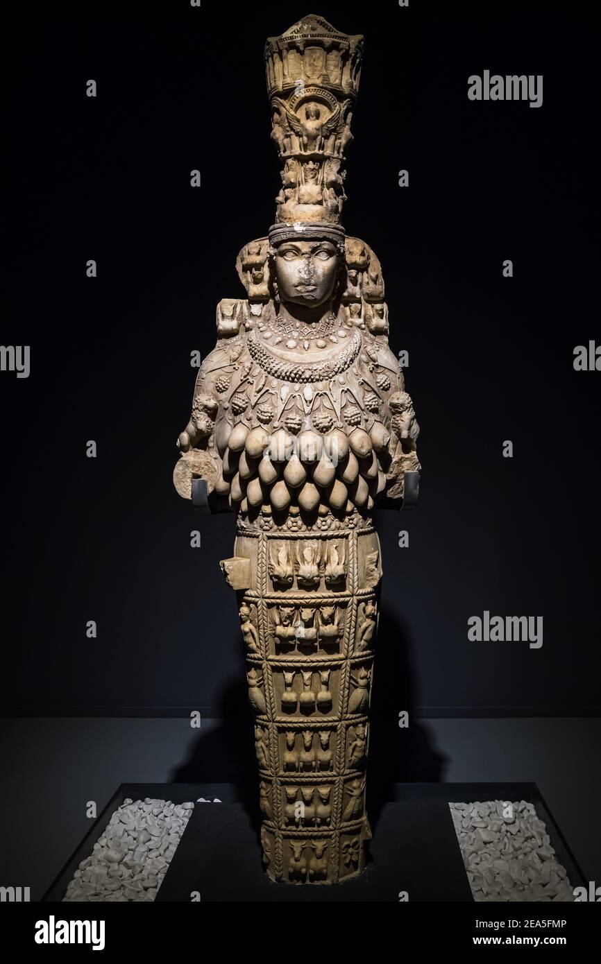 Statue d'Artémis dans le musée archéologique d'Éphèse à Selcuk, Turquie. Banque D'Images