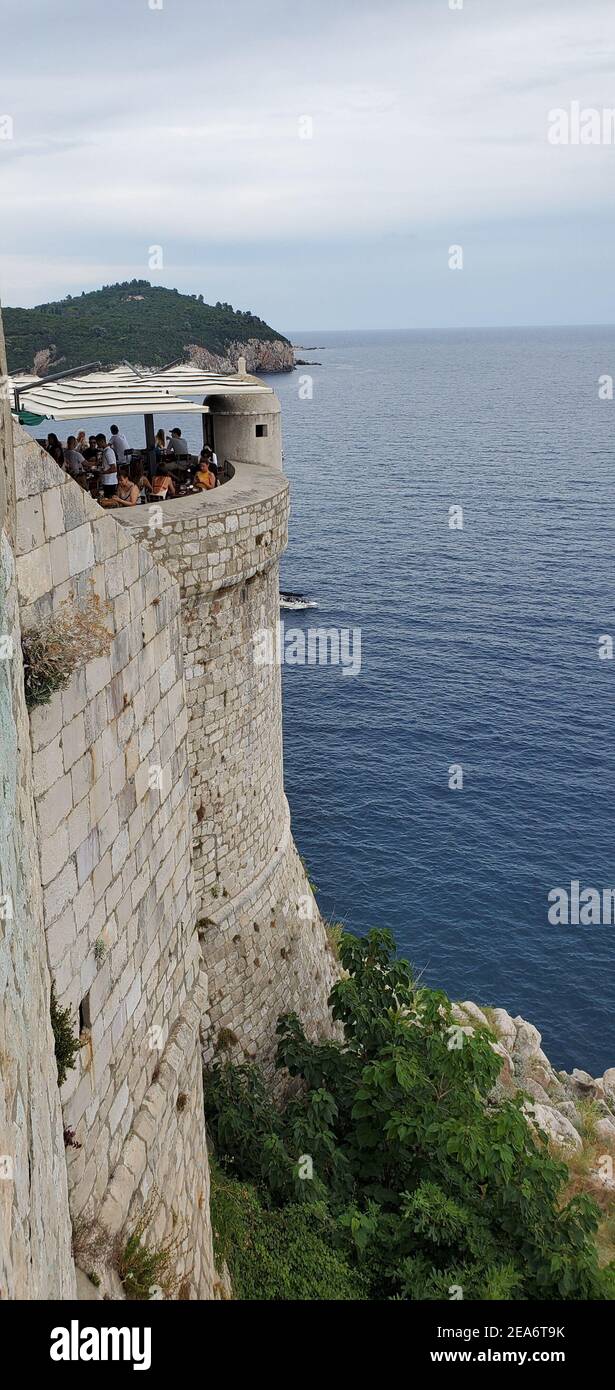 Vues spectaculaires sur le port de dubrovnik, croatie où le jeu de trônes a été filmé - le débarquement du roi Banque D'Images